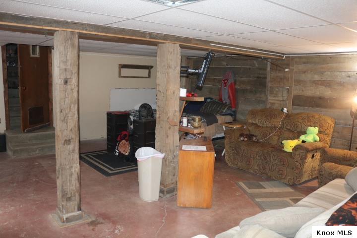 11250 Yankee St Property Photo 16