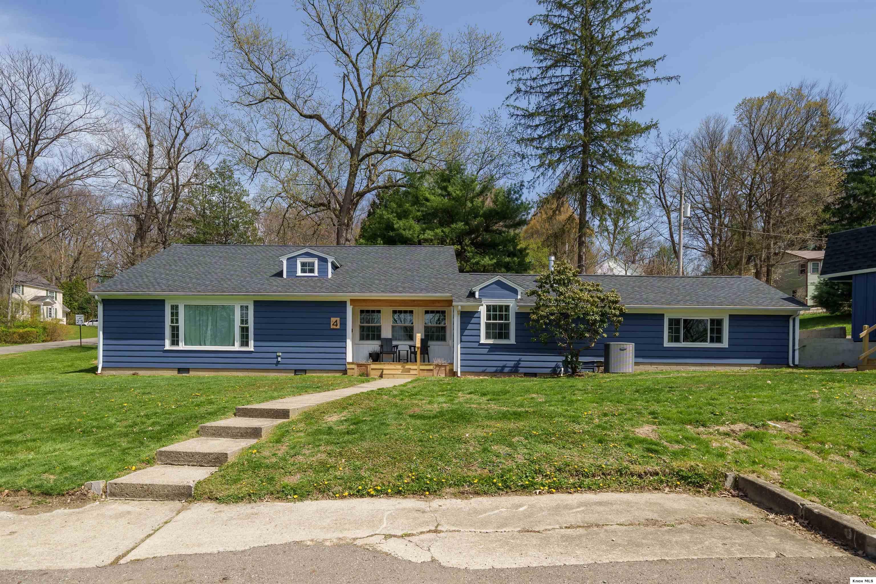 4 N Edgewood Rd Property Photo 1