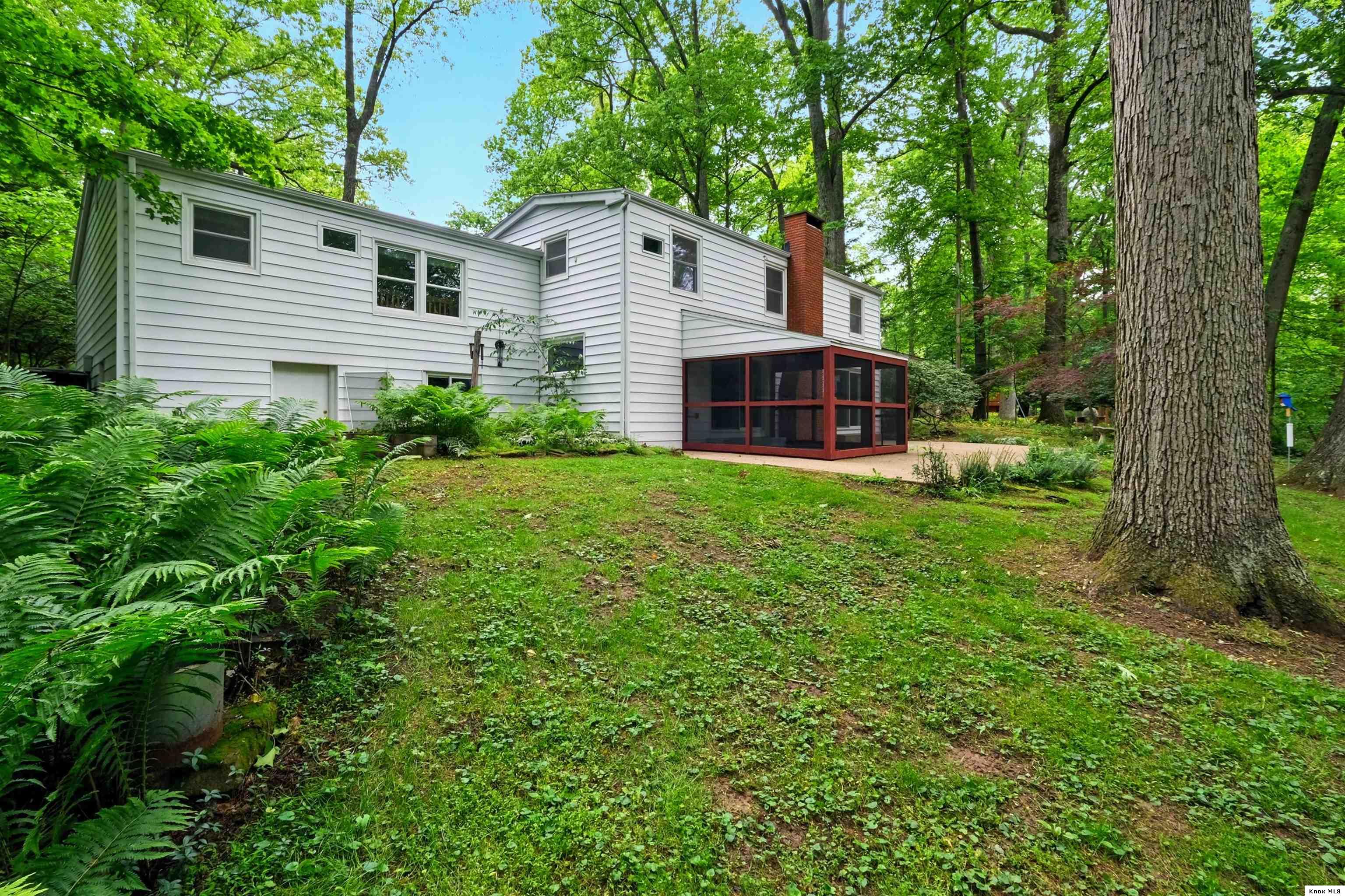 213 Kokosing Dr Property Photo 7