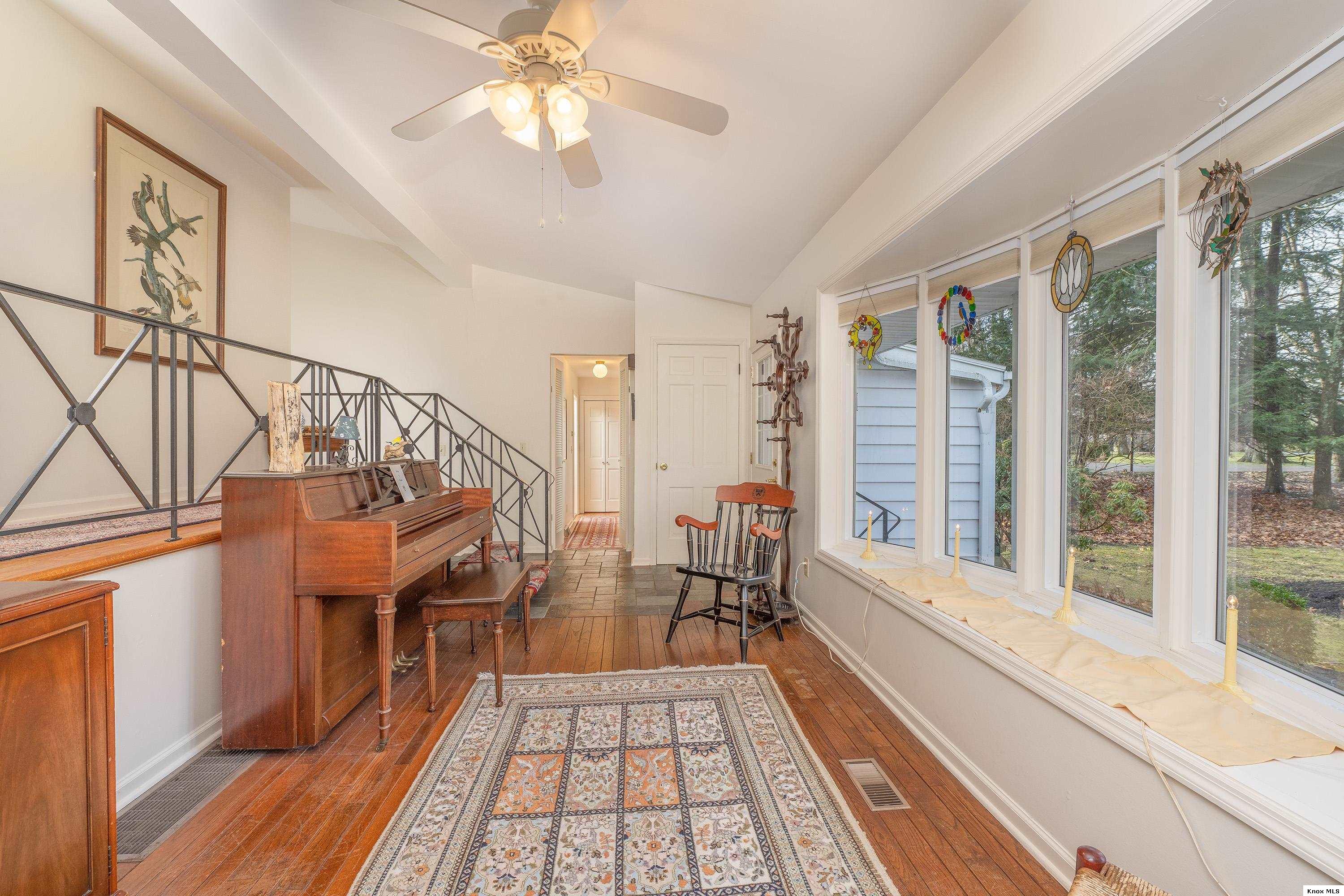 213 Kokosing Dr Property Photo 11