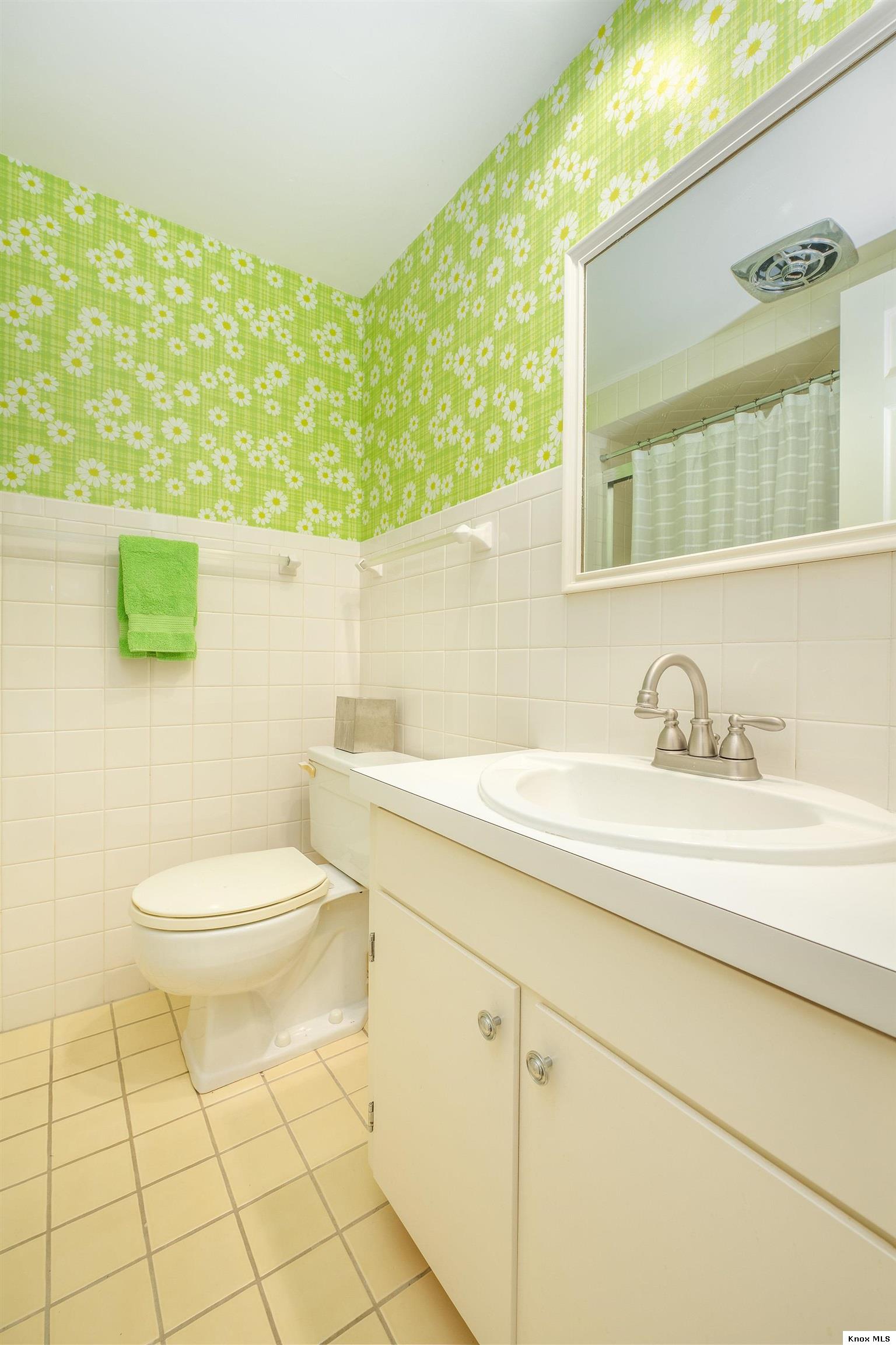 213 Kokosing Dr Property Photo 22