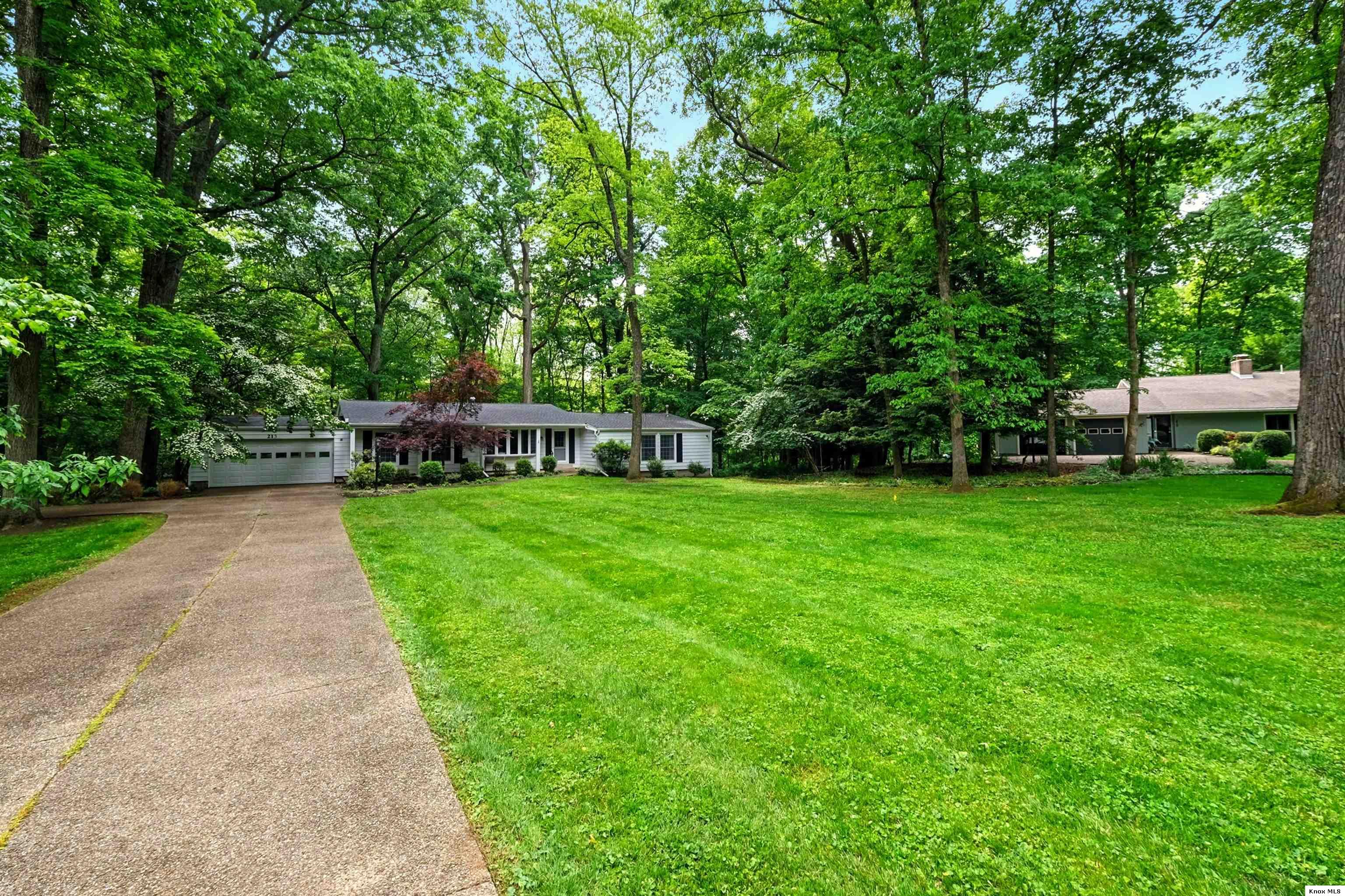 213 Kokosing Dr Property Photo 27