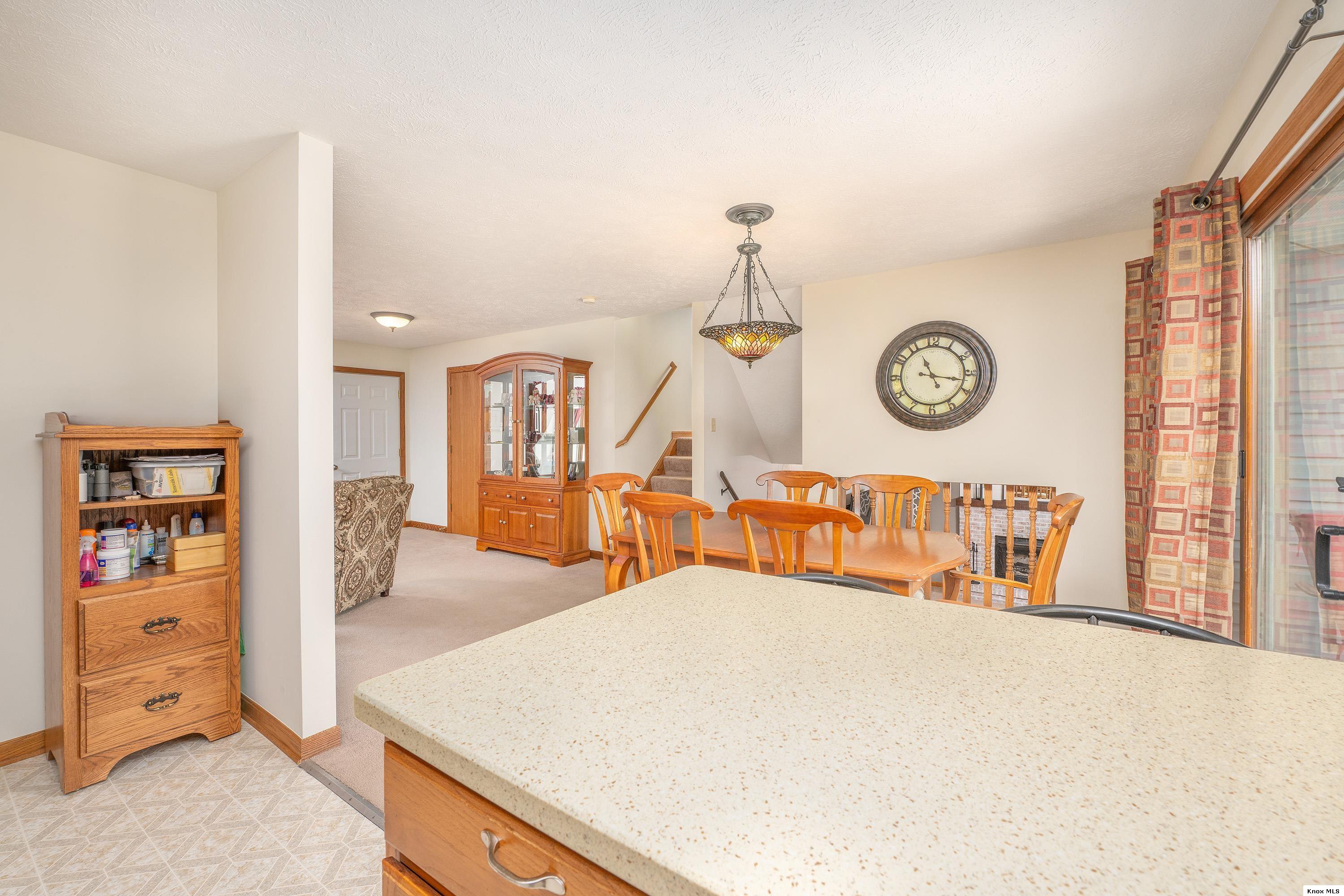 1295 Vernonview Dr Property Photo 14
