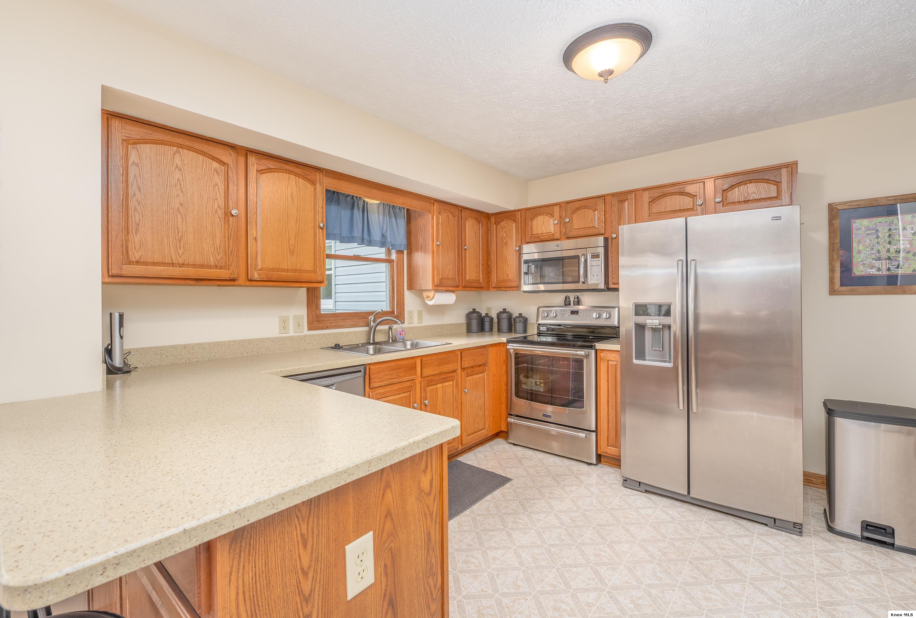 1295 Vernonview Dr Property Photo 15