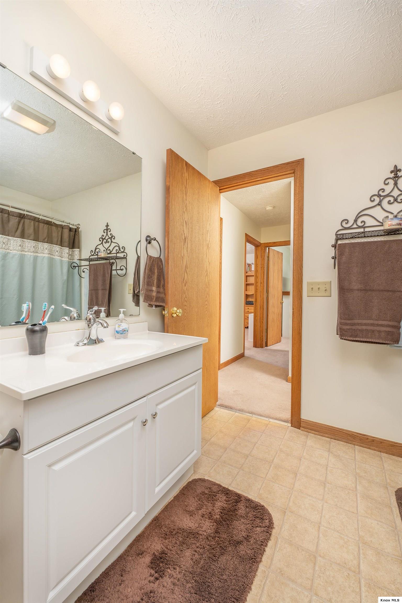 1295 Vernonview Dr Property Photo 22