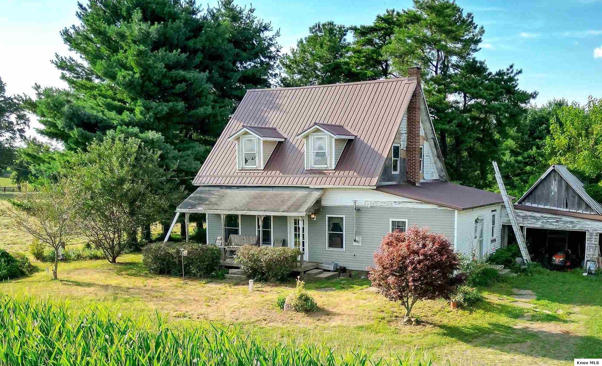 4380 Weaver Rd. Property Photo 4