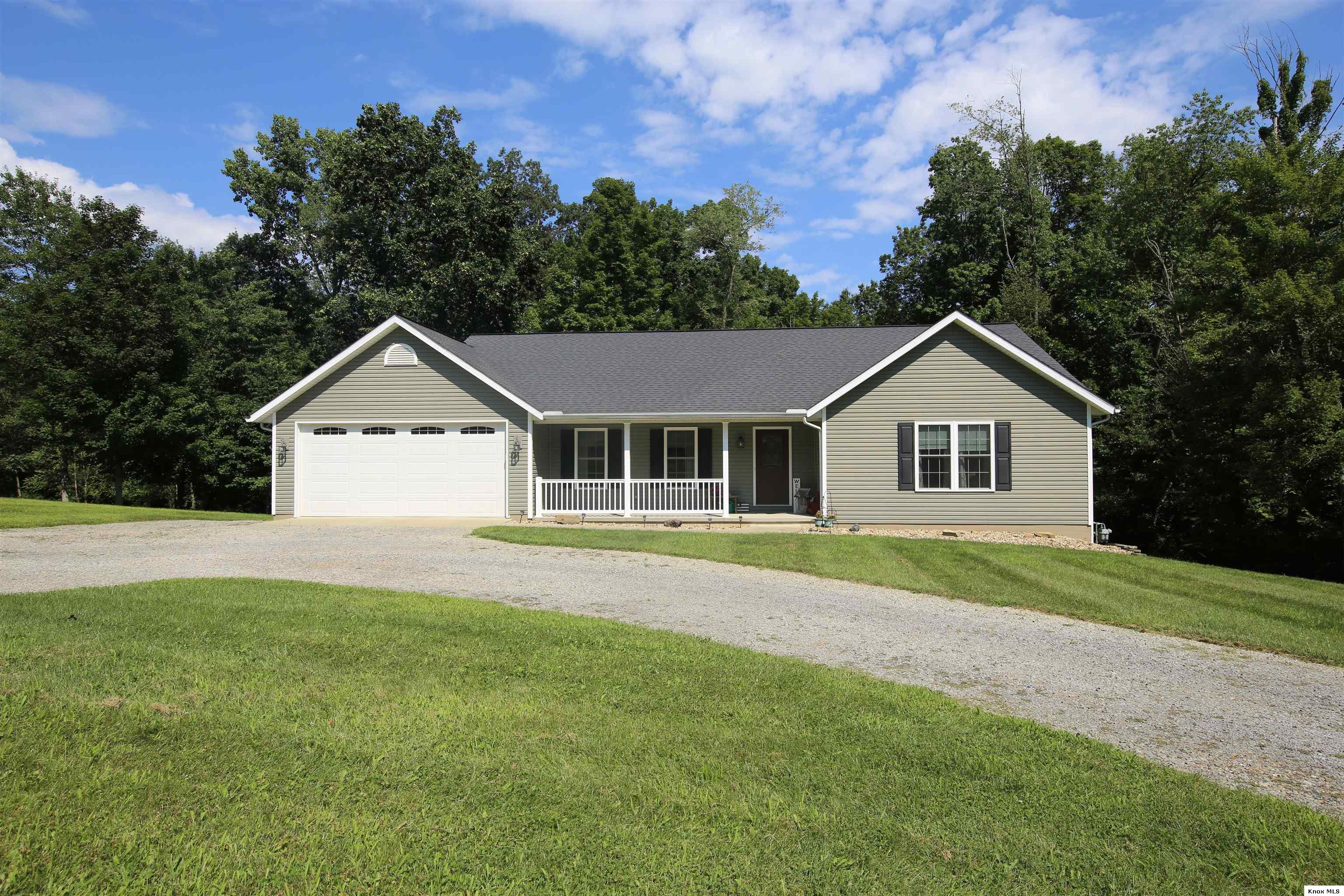 561 Glenmonte Drive Property Photo 2