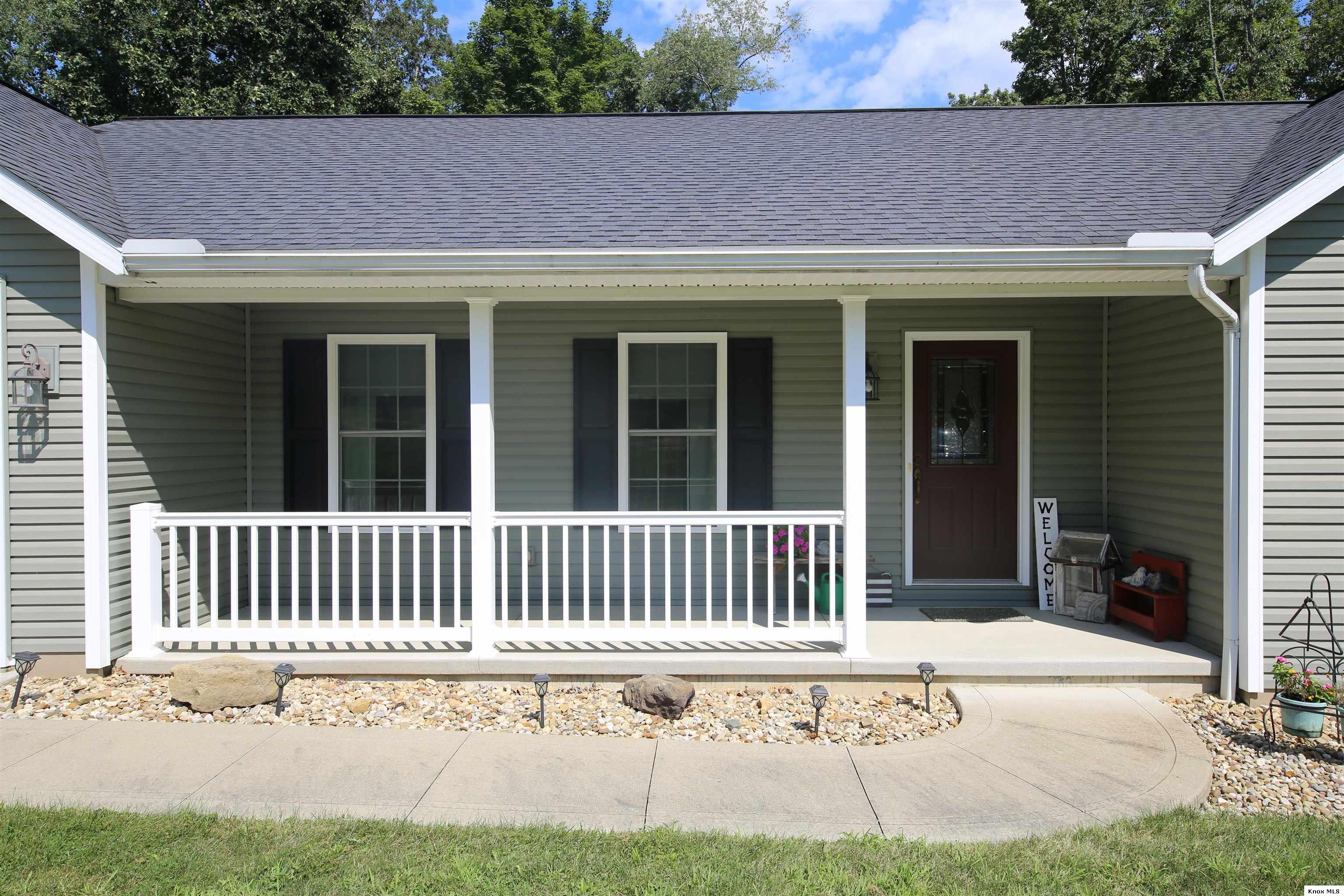 561 Glenmonte Drive Property Photo 4