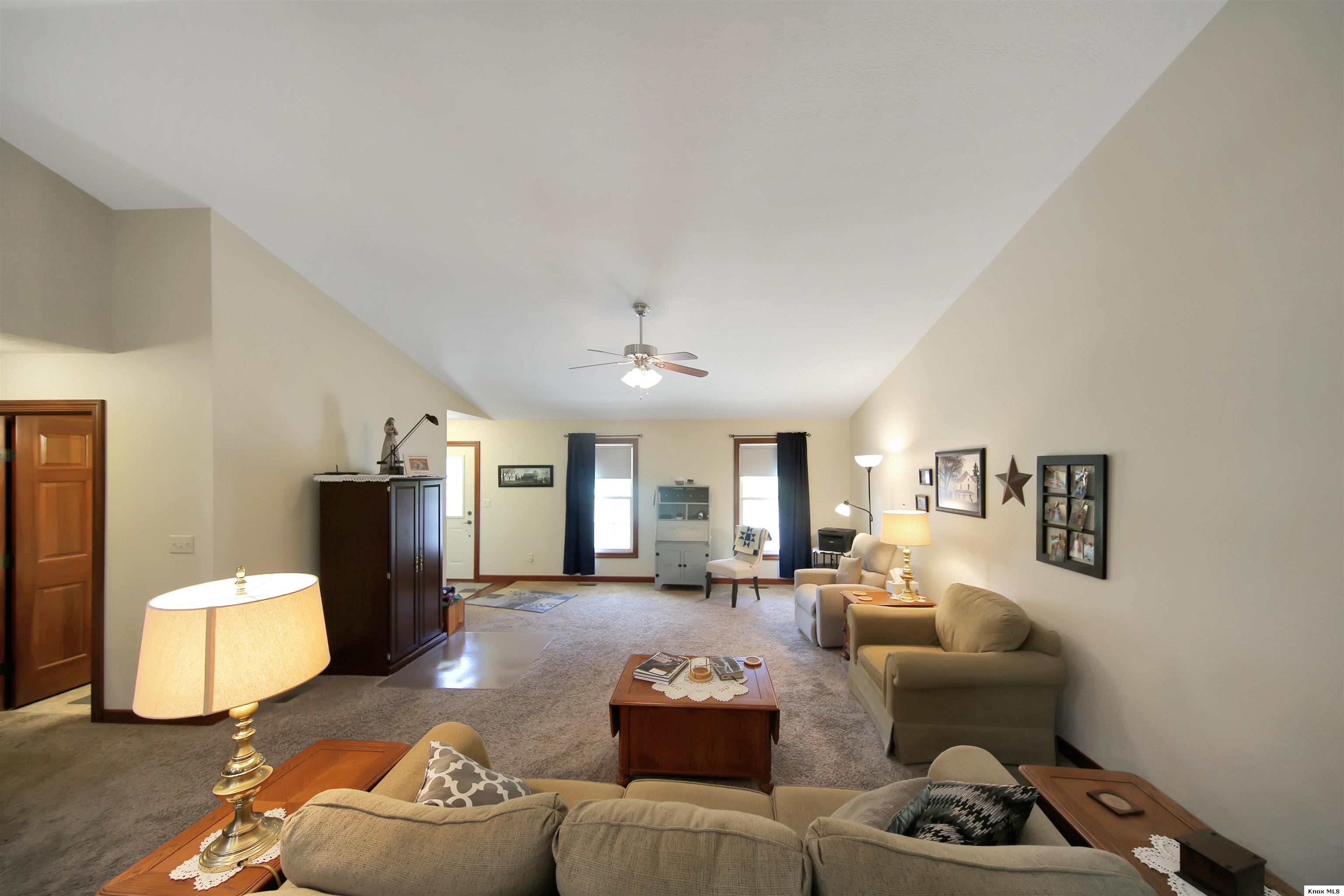 561 Glenmonte Drive Property Photo 24