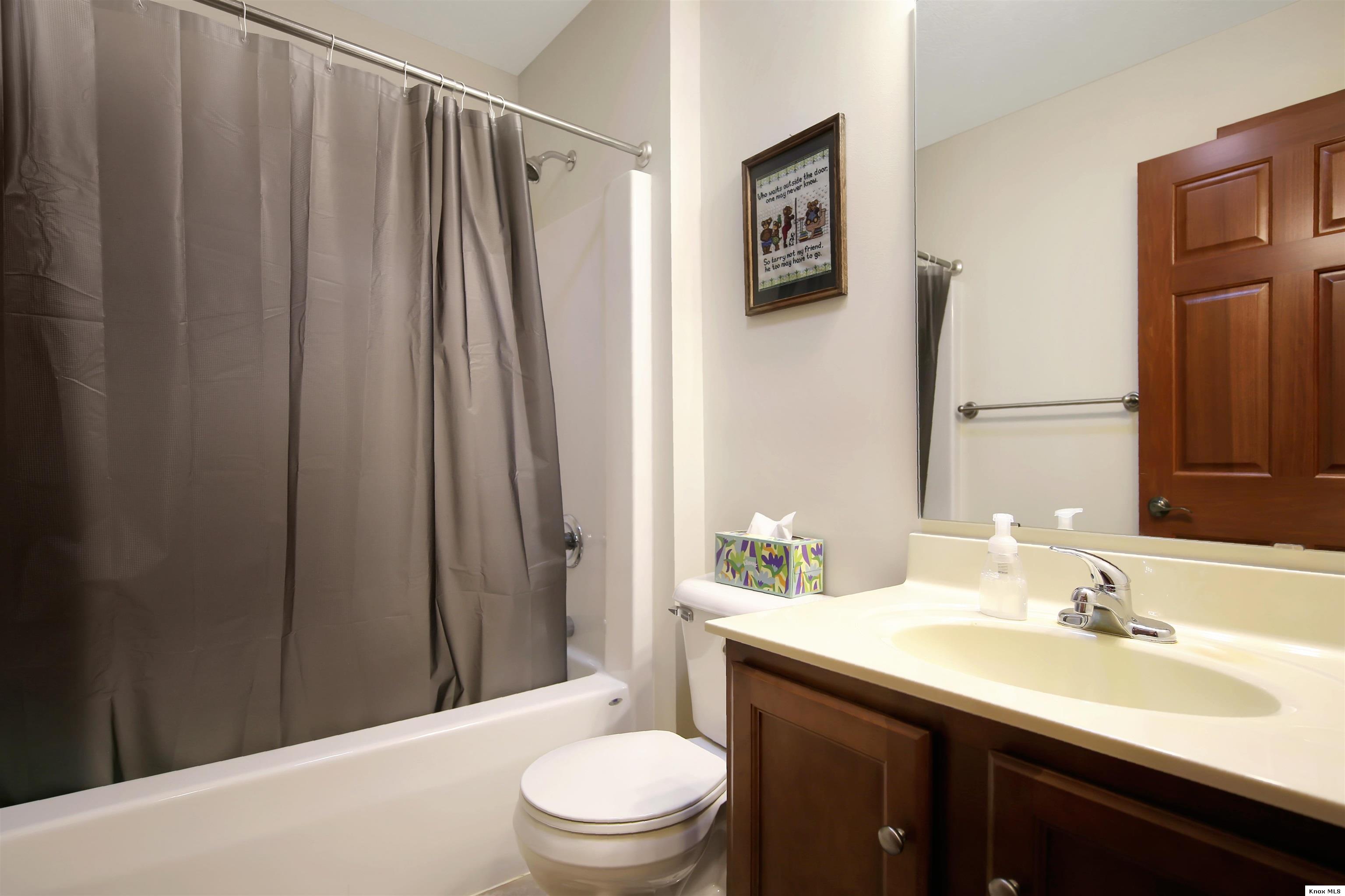 561 Glenmonte Drive Property Photo 32