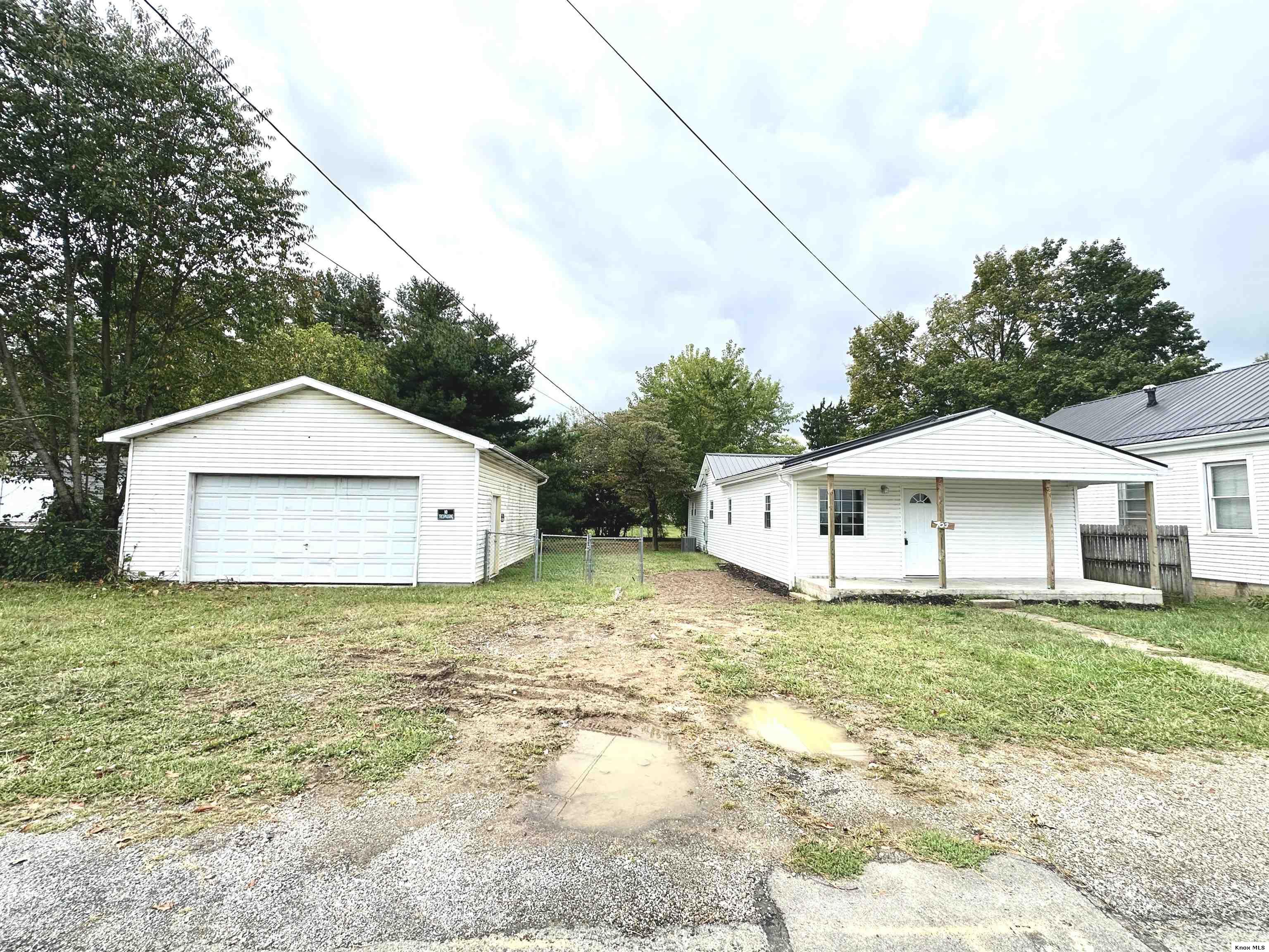 703 Broadway Street Property Photo 1