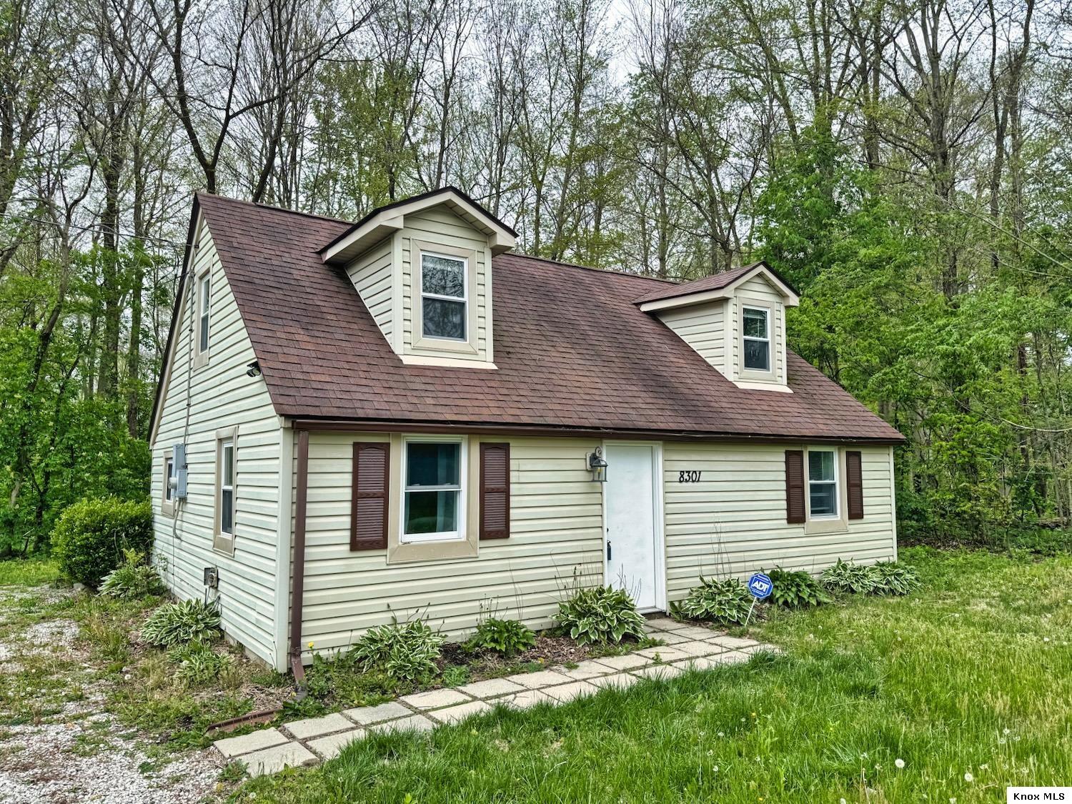 8301 Bennington Chapel Road Property Photo 1