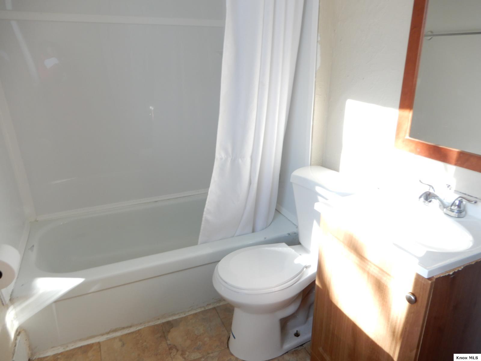 68 E Whitney Ave Property Photo 11
