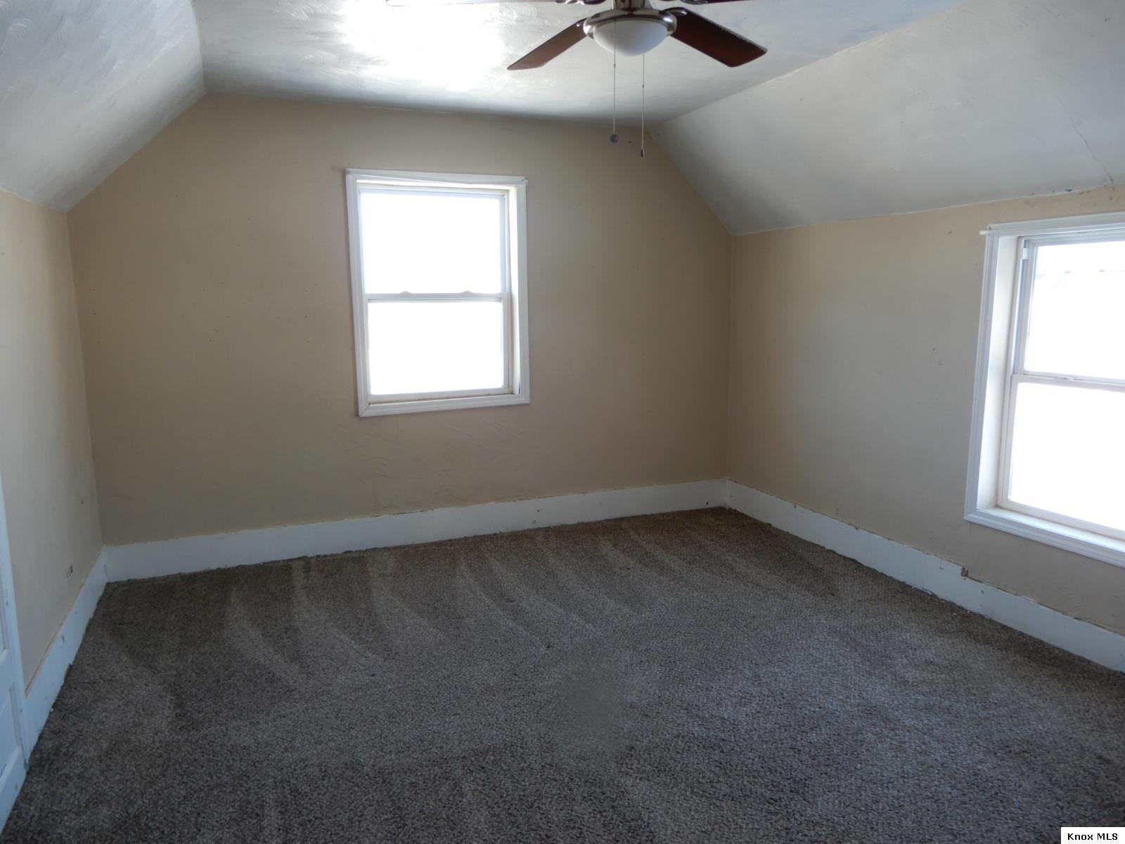 68 E Whitney Ave Property Photo 12