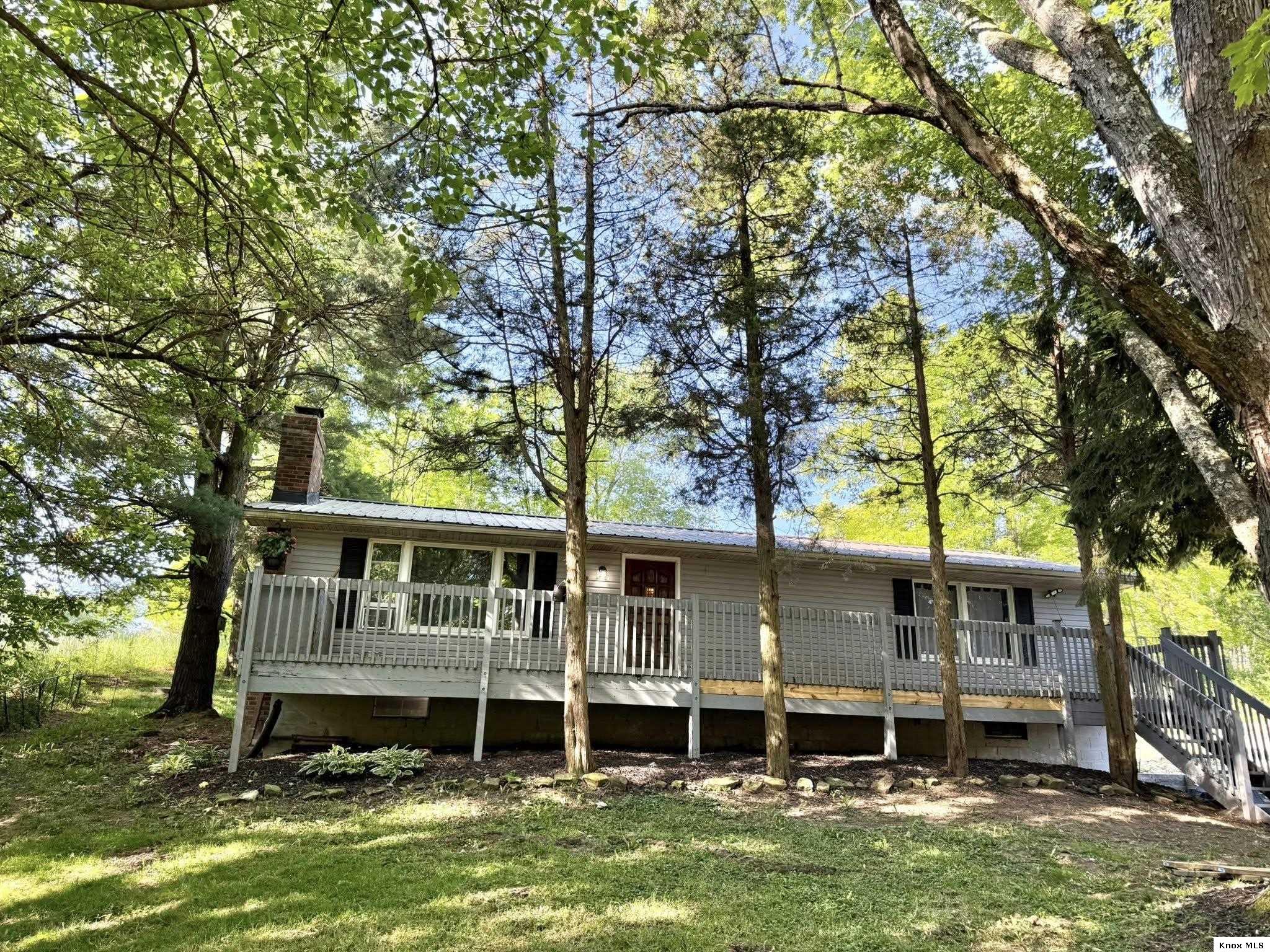 675 Berry Road Property Photo 1