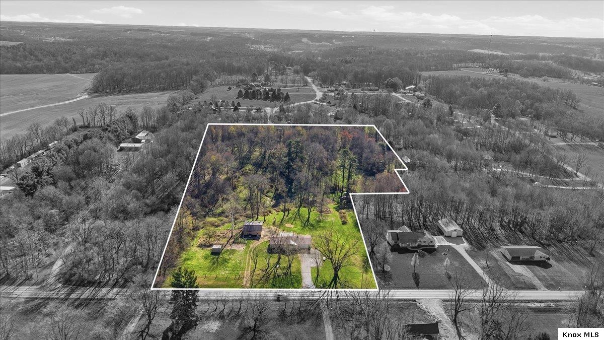 13232 Mansfield Rd Property Photo 2