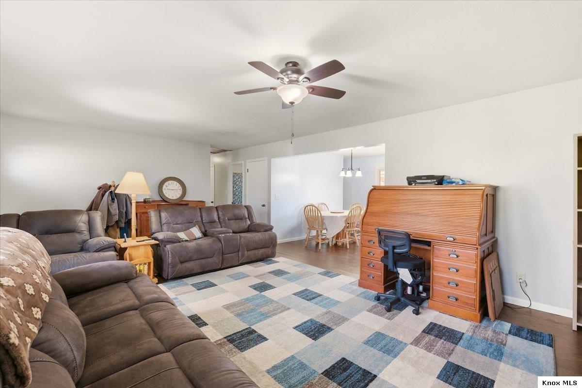 13232 Mansfield Rd Property Photo 10