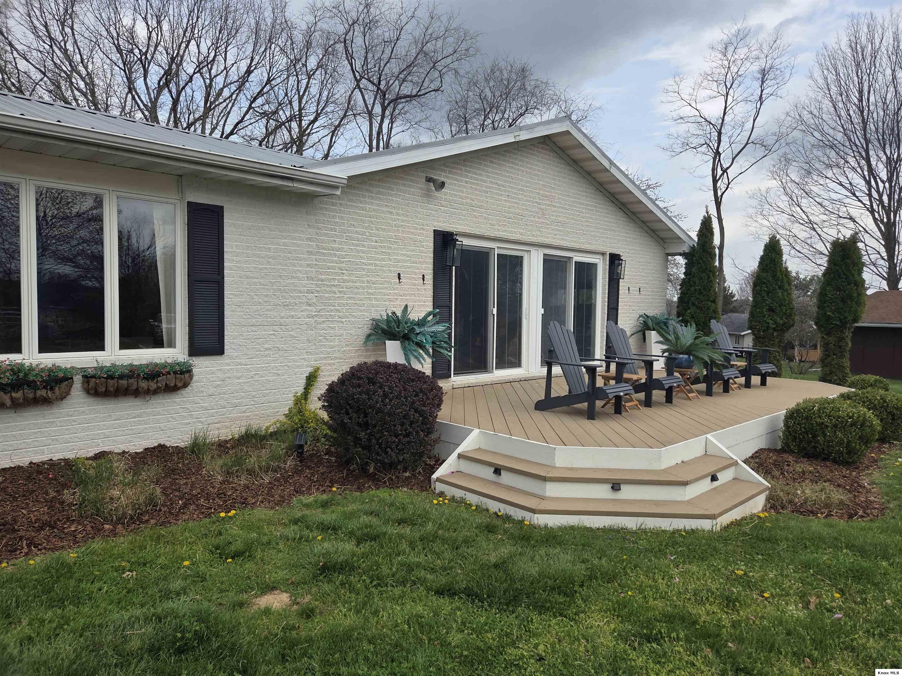 75 Appleview Ct Property Photo 2