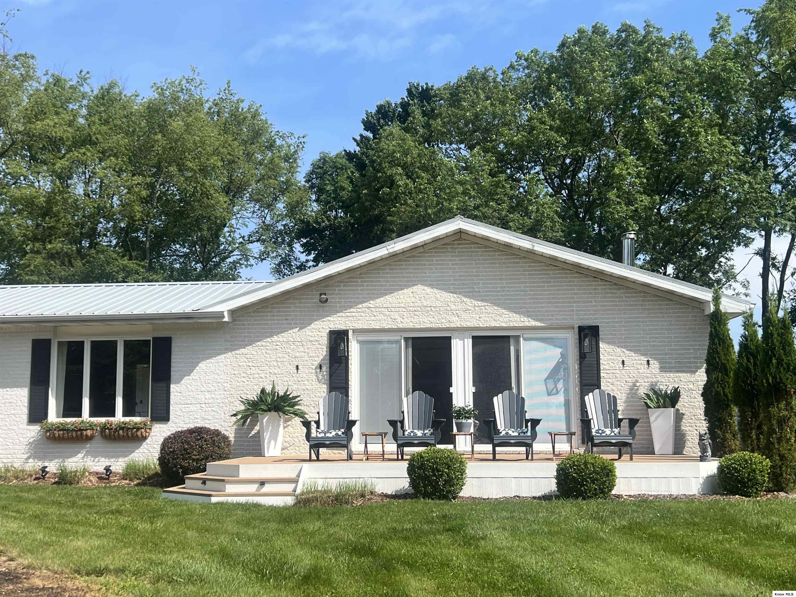 75 Appleview Ct Property Photo 4