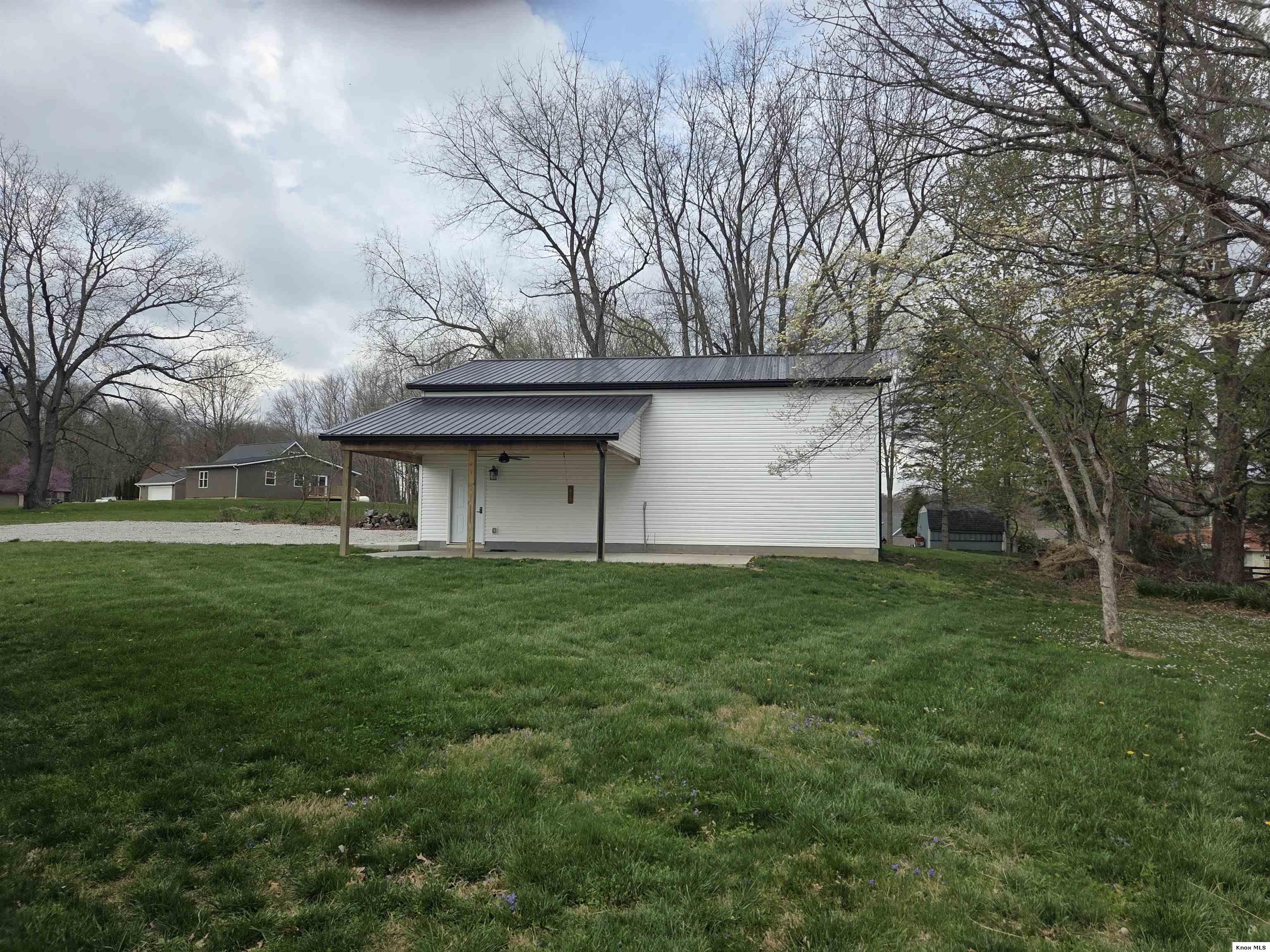 75 Appleview Ct Property Photo 6