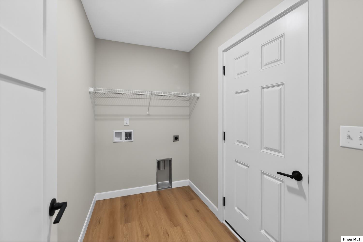 532 Floral Valley West Property Photo 18
