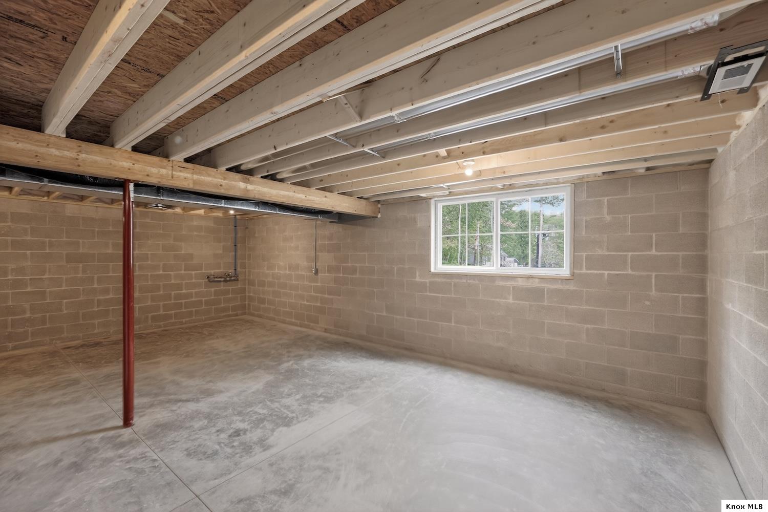 532 Floral Valley West Property Photo 31