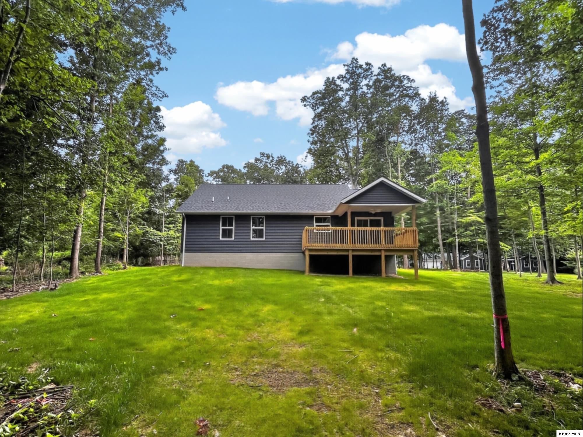 532 Floral Valley West Property Photo 33