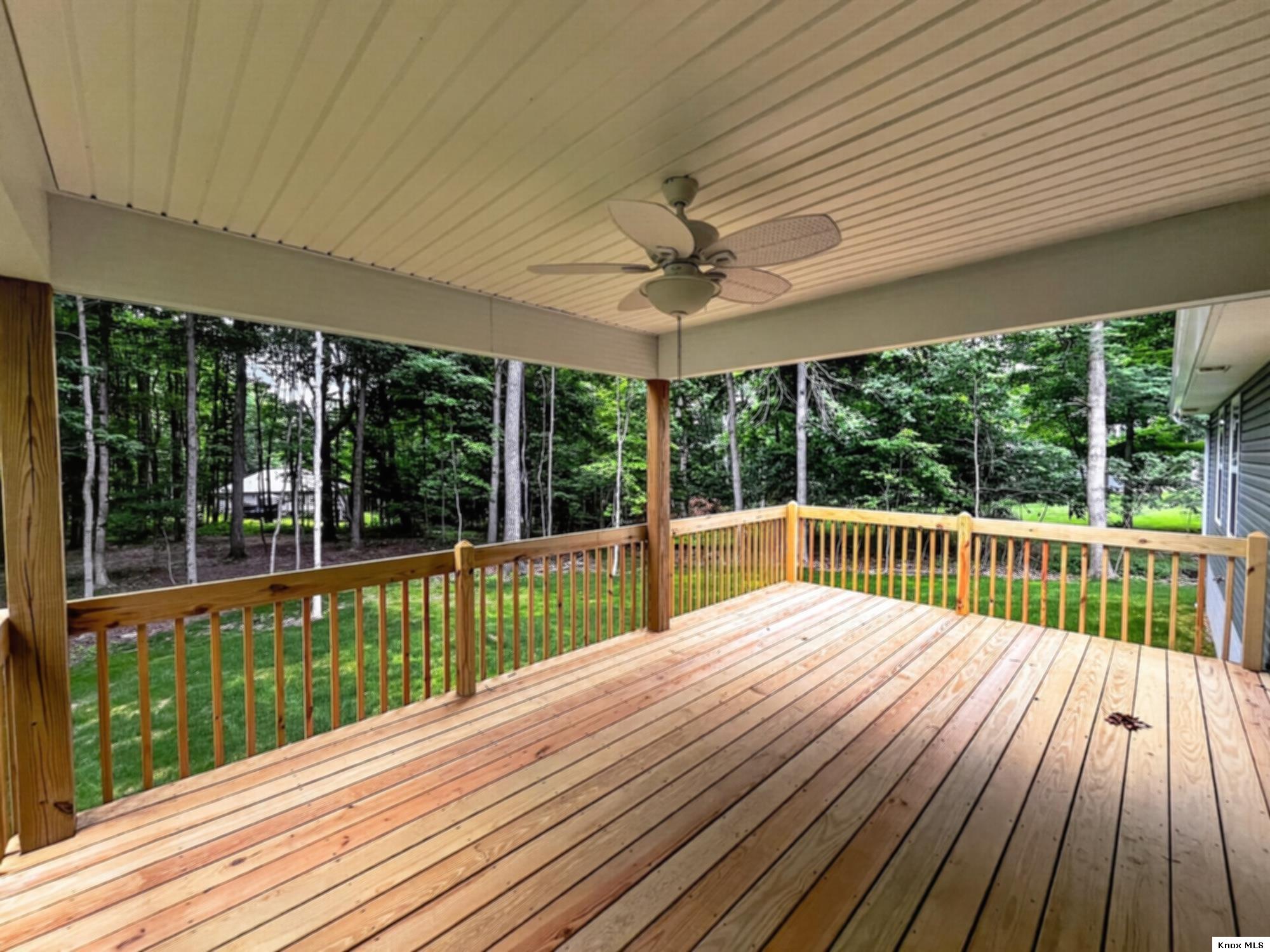 532 Floral Valley West Property Photo 36