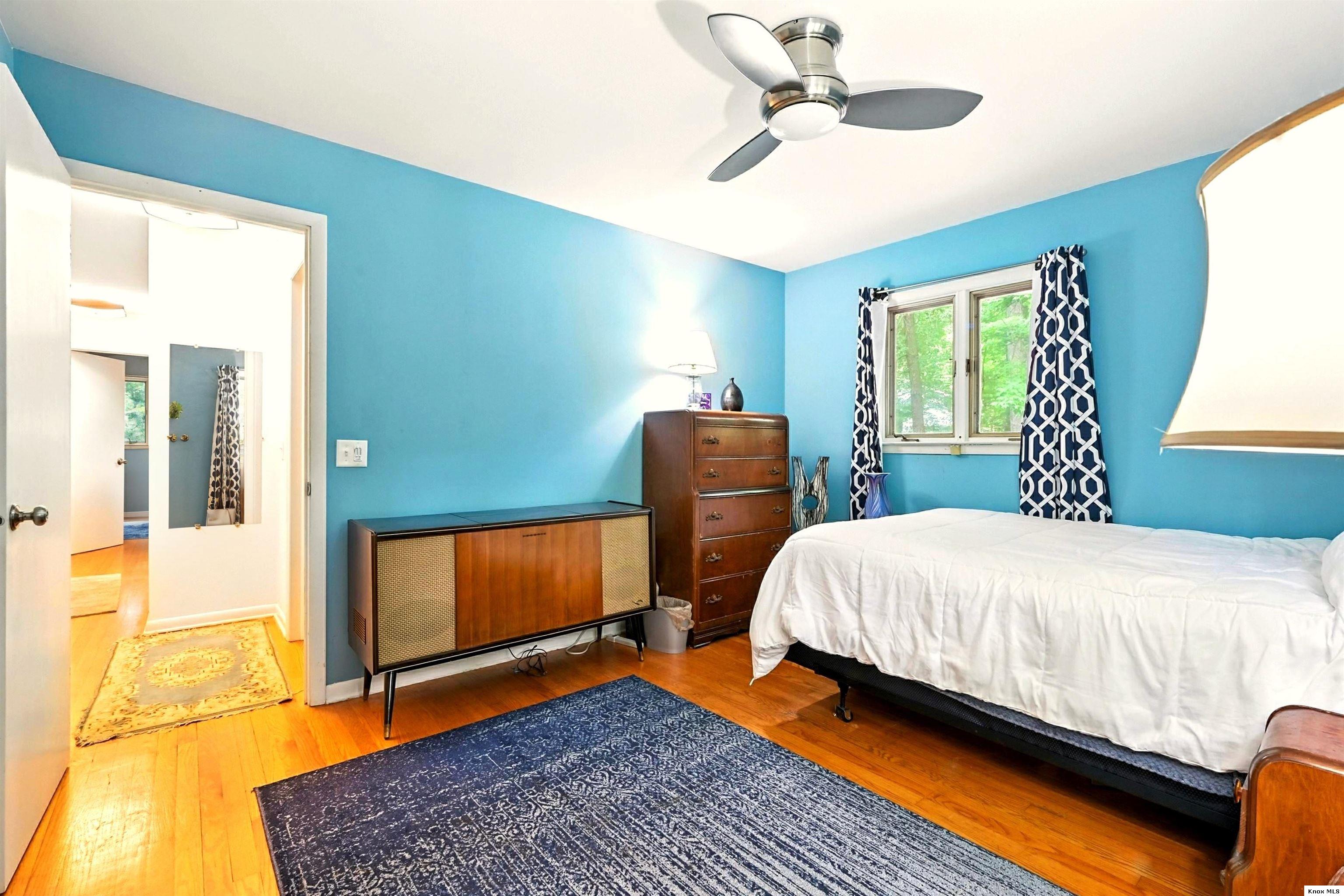 302 E Woodside Dr. Property Photo 31