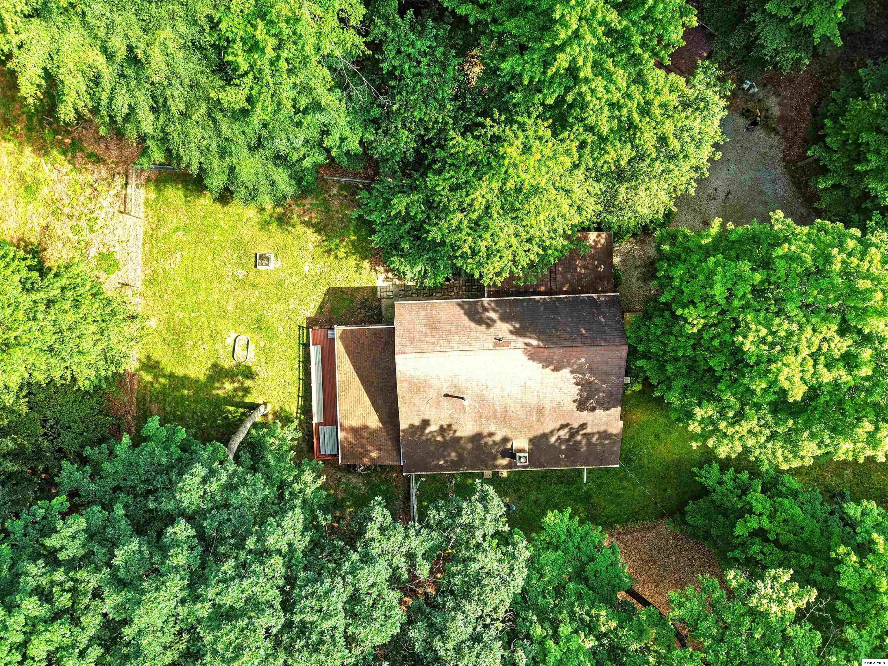 302 E Woodside Dr. Property Photo 52