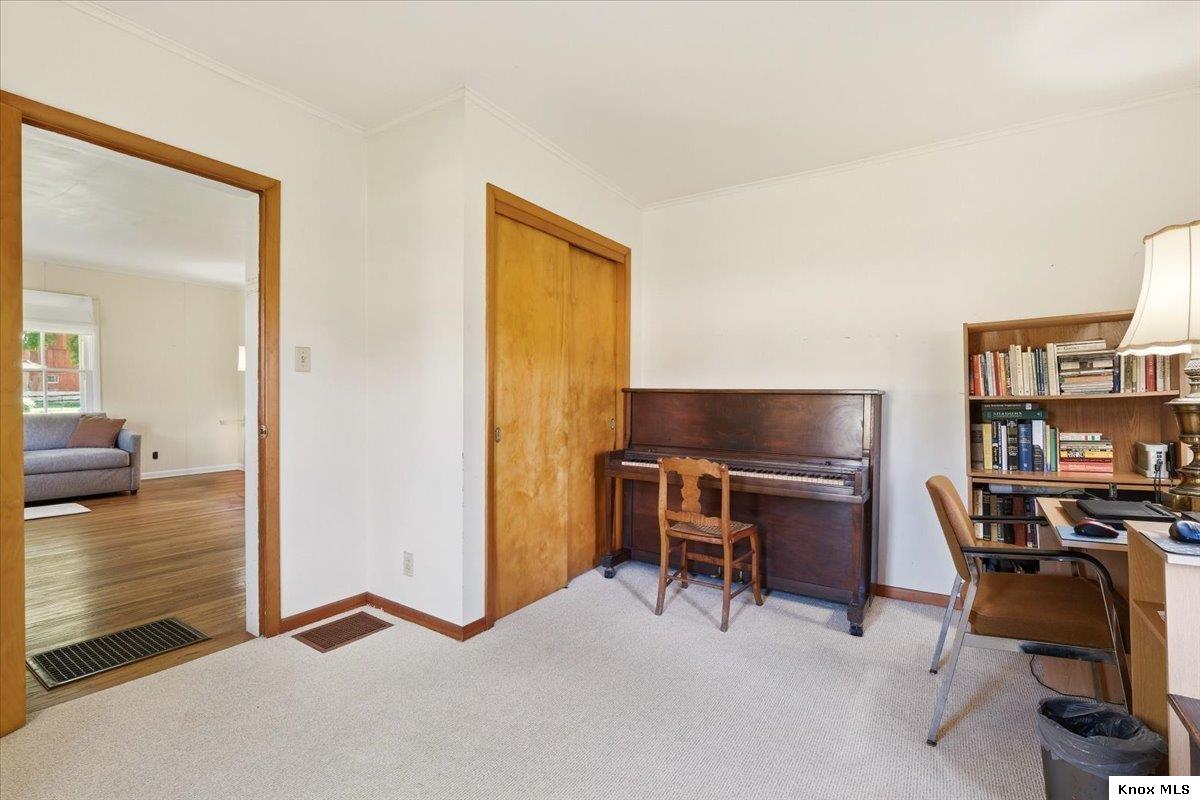8040 Thayer Rd. Property Photo 11