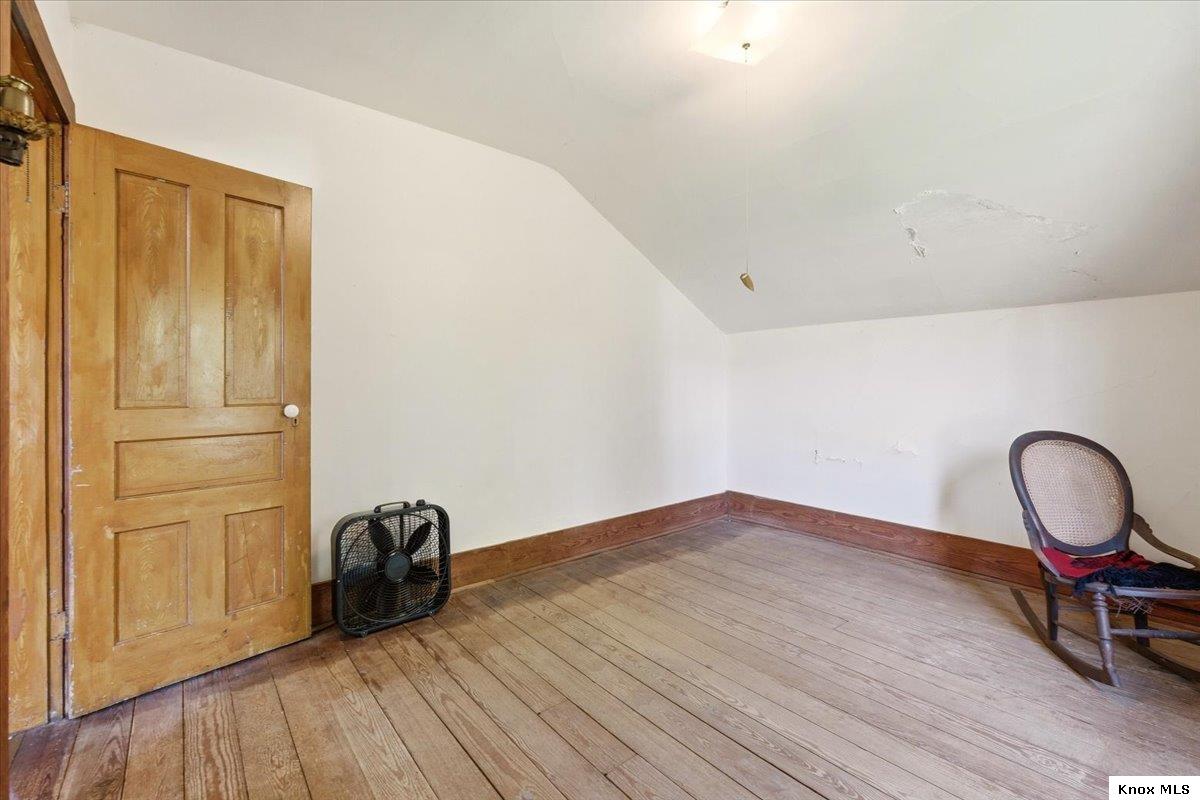 8040 Thayer Rd. Property Photo 20
