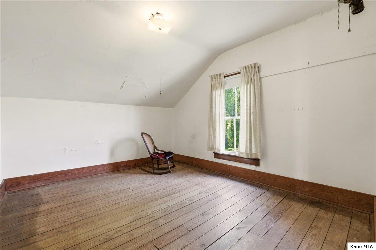 8040 Thayer Rd. Property Photo 22