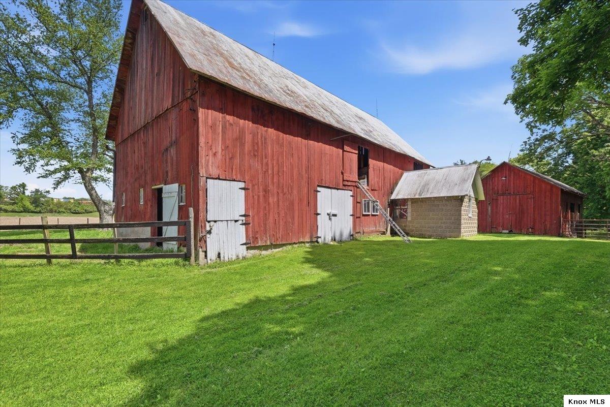 8040 Thayer Rd. Property Photo 37