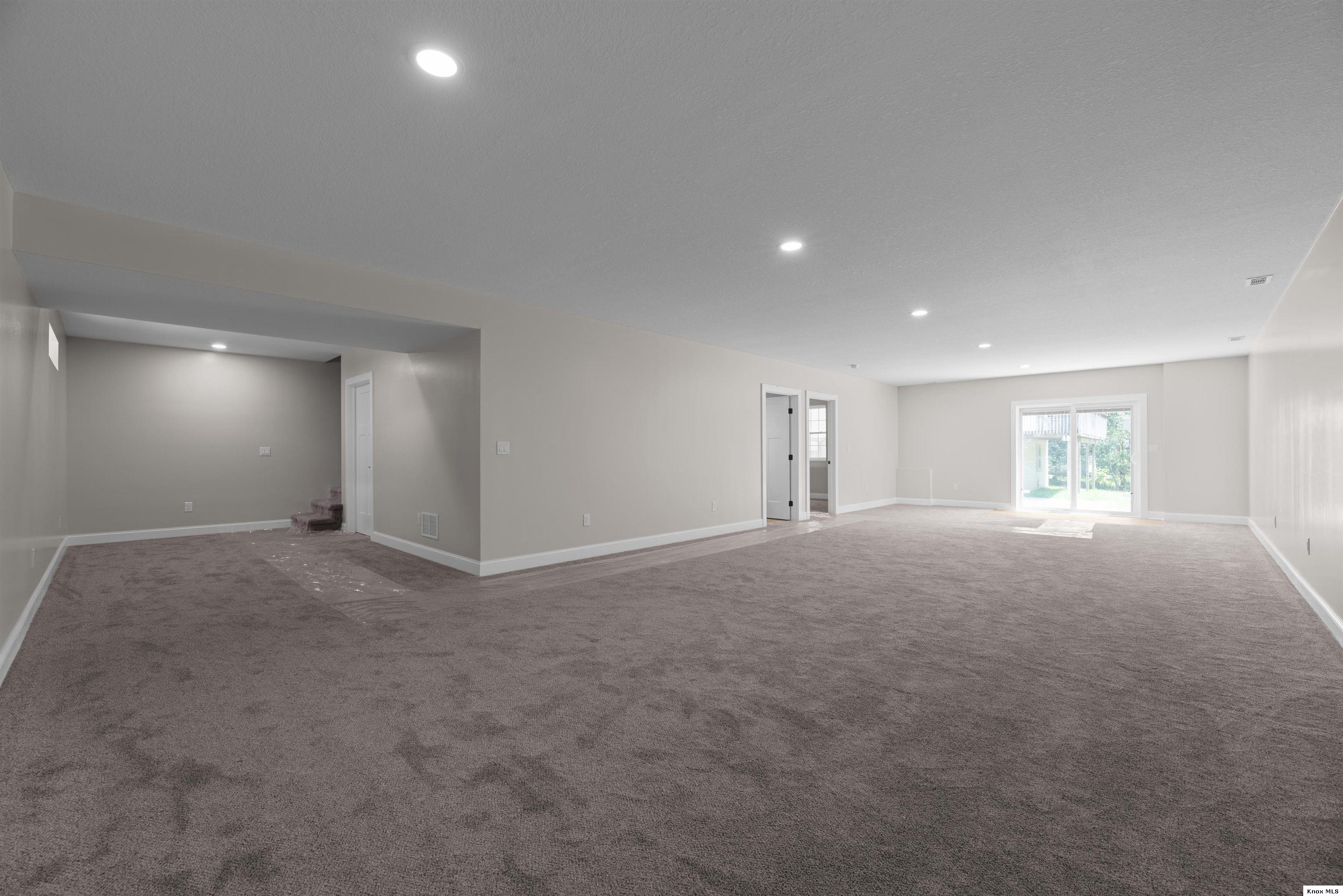 419 Valleyridge Dr Property Photo 6