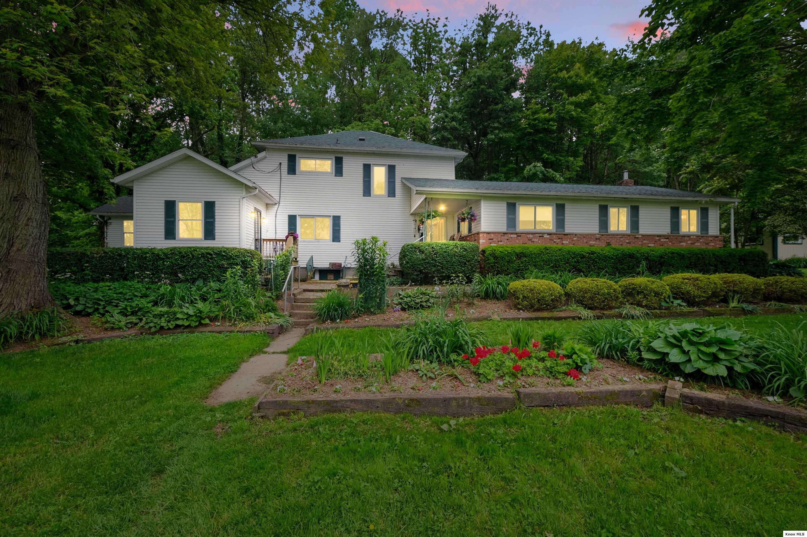 7955 Horn Road Property Photo 1