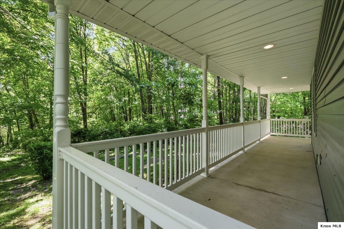 562 Terrace Ridge Circle Property Photo 26