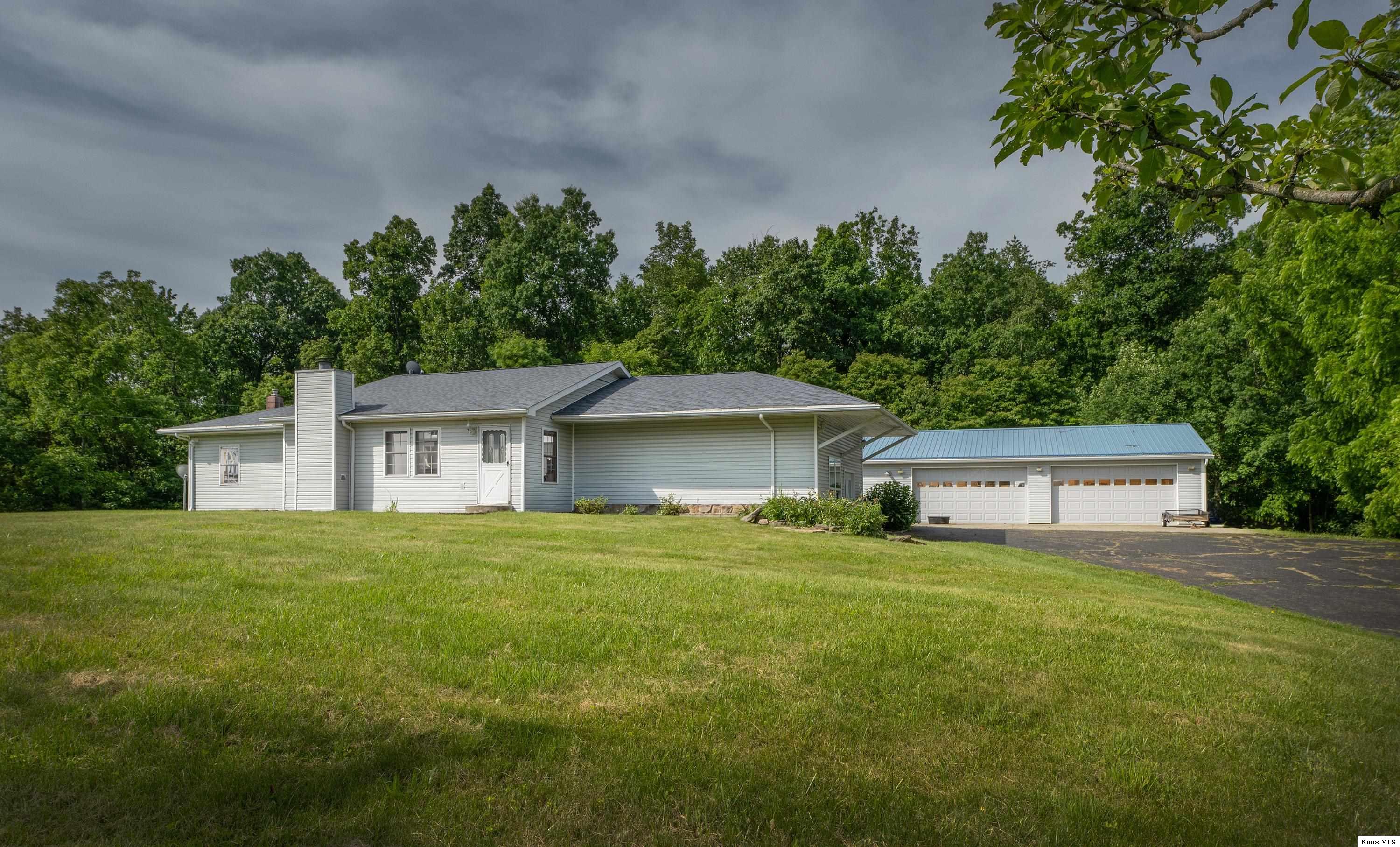 12345 Pleasant Valley Road Ne Property Photo 1