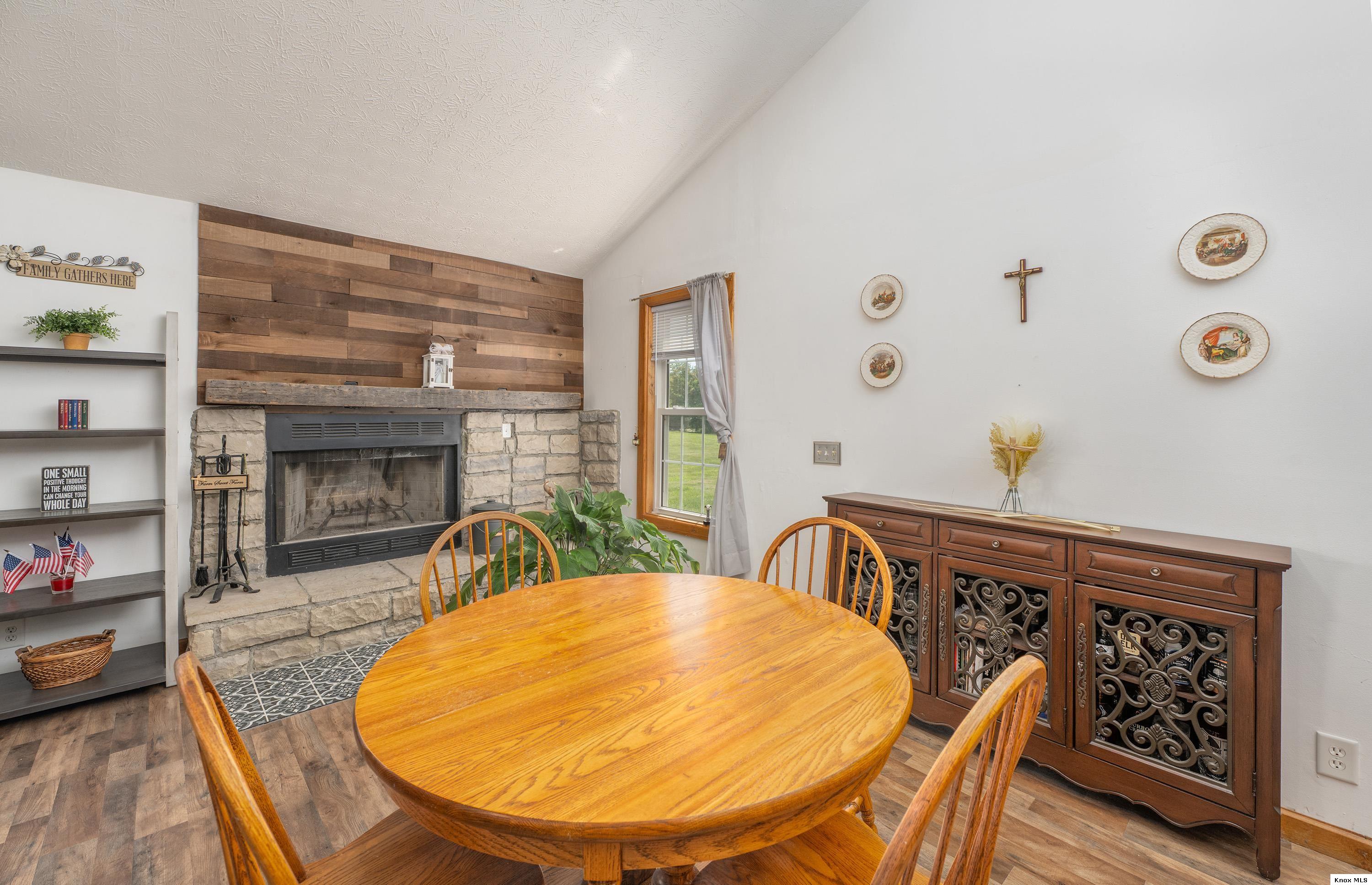 12345 Pleasant Valley Road Ne Property Photo 13