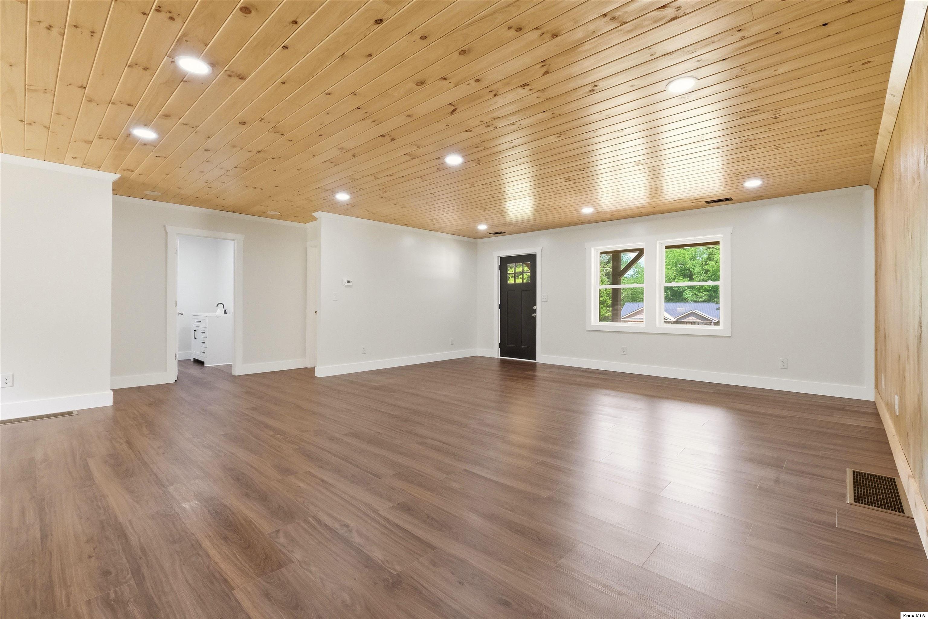 39 Cherry Hill Court Property Photo 8