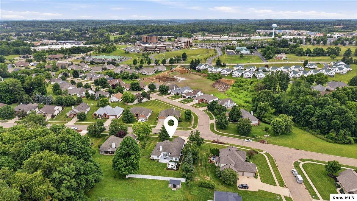 53 Woodlake Trail Property Photo 14