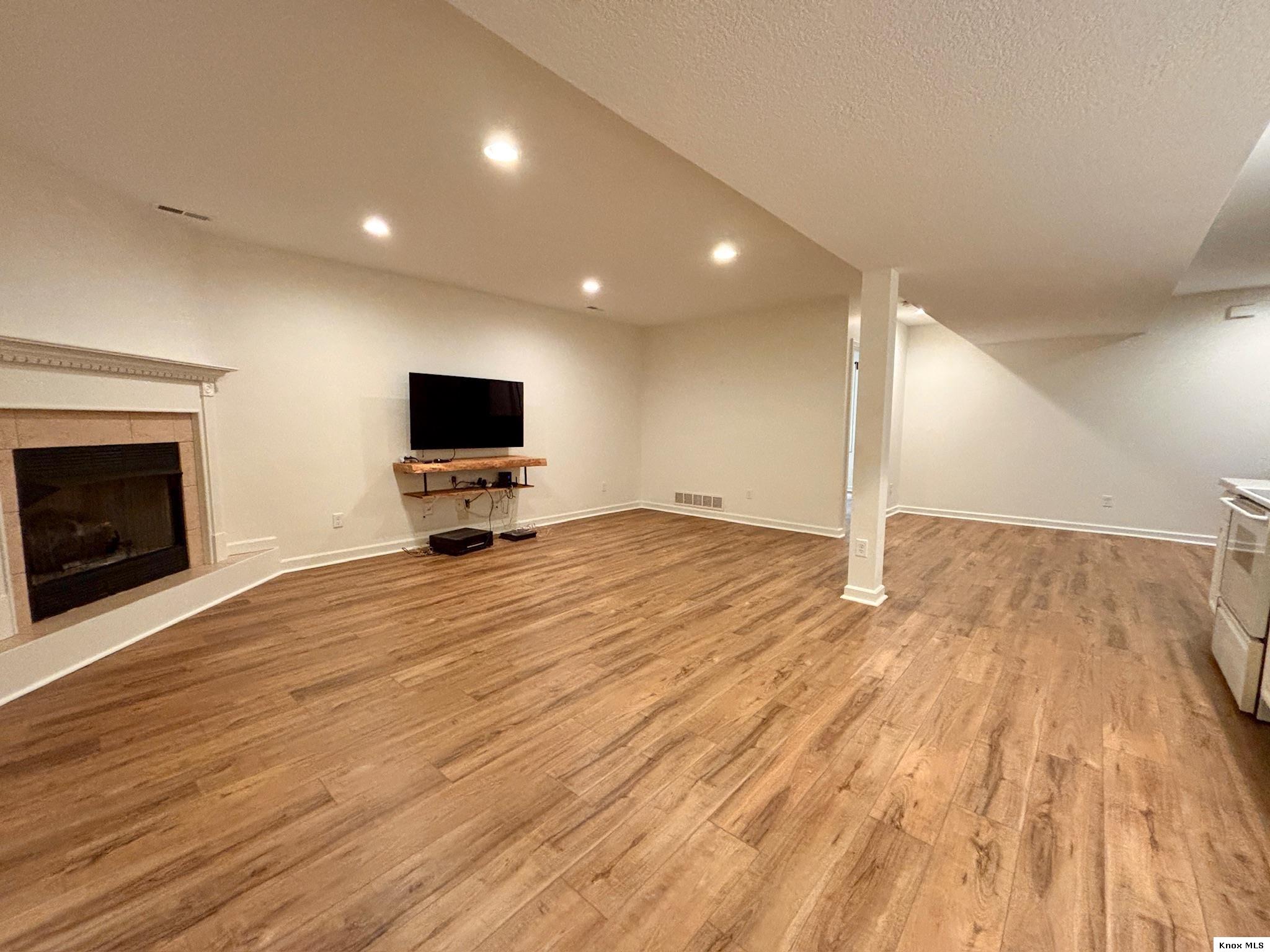 53 Woodlake Trail Property Photo 43