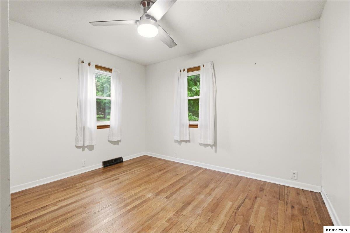 413 Chase Ave Property Photo 15