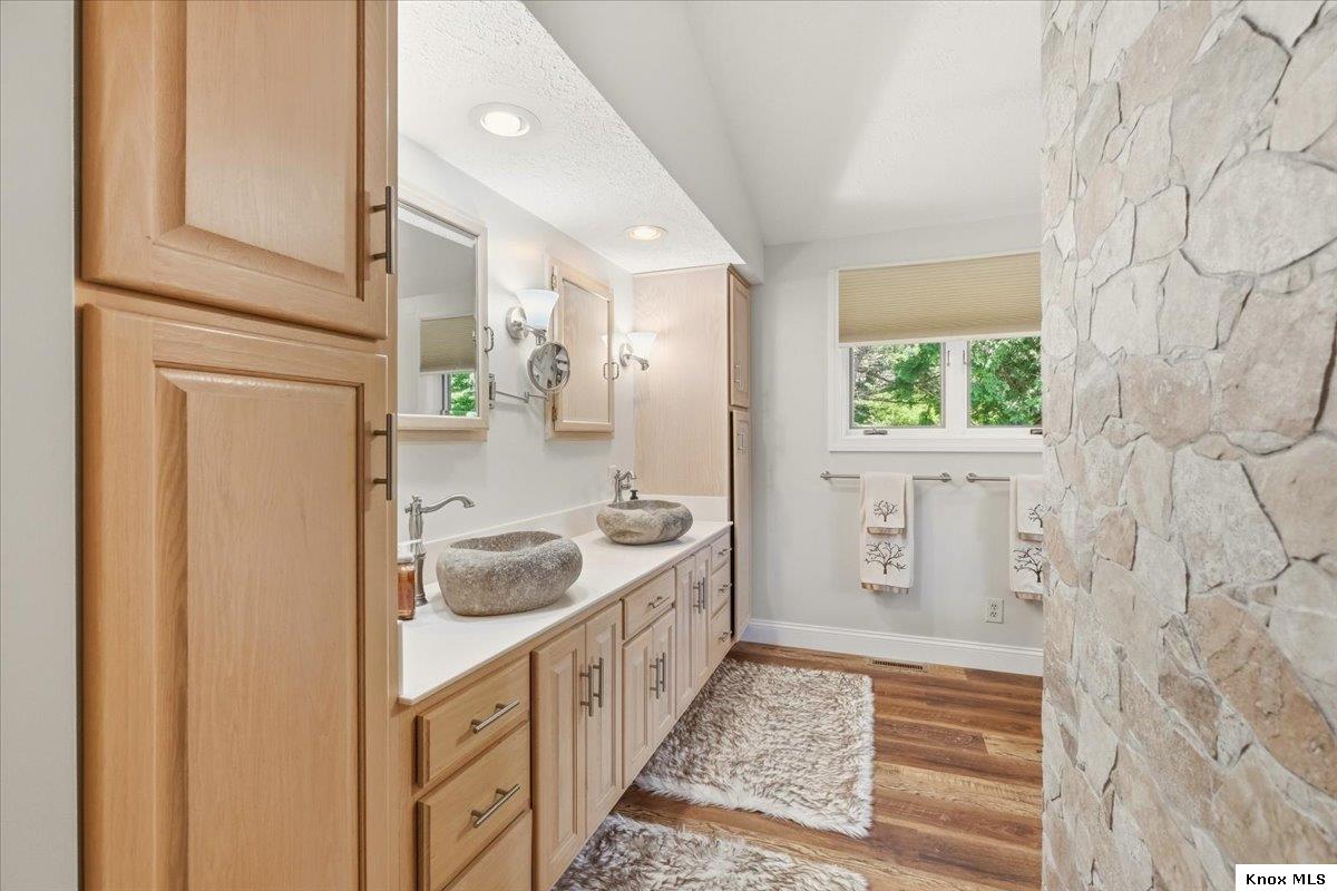 23479 Thompson Rd Property Photo 51