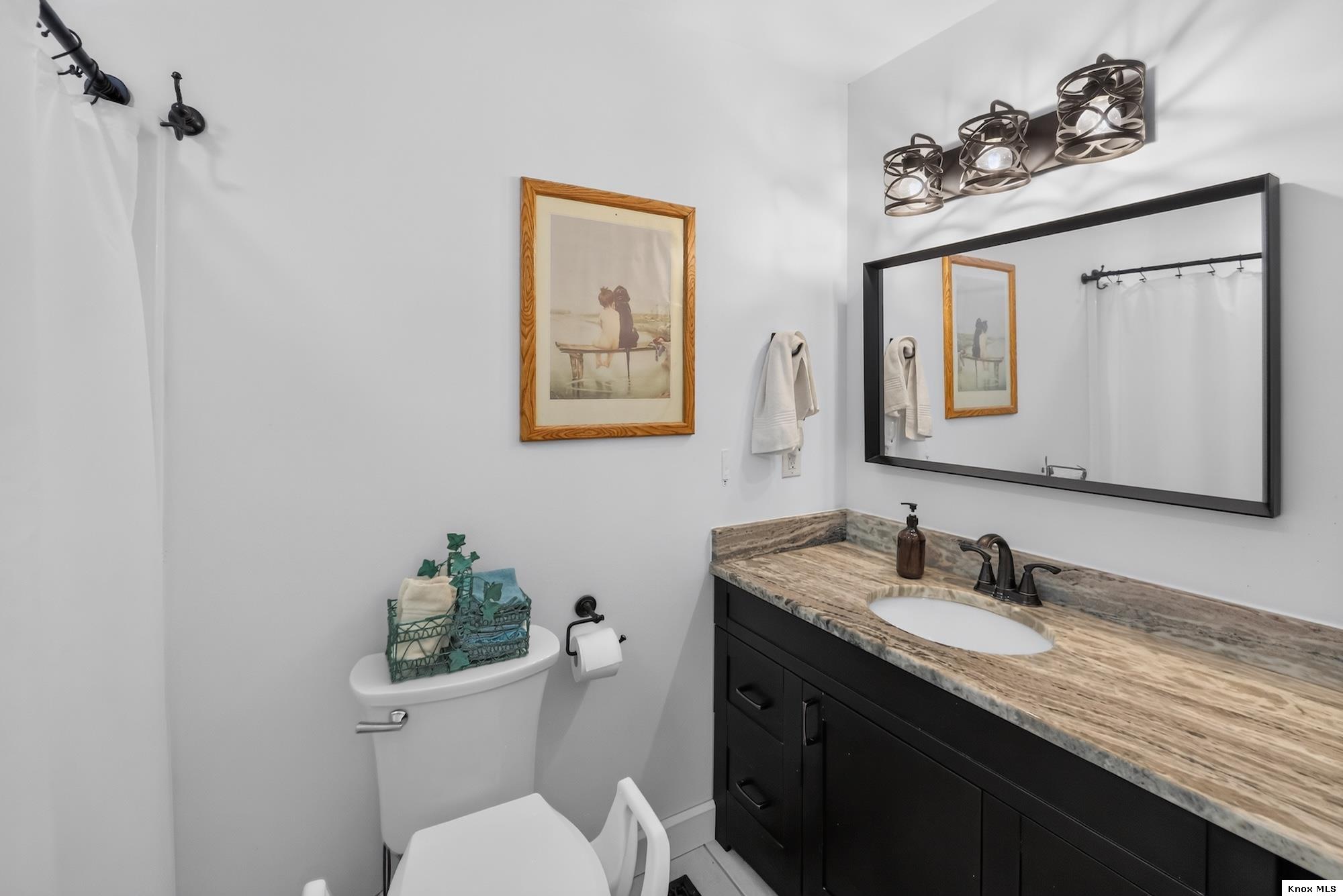 703 Daffodil Drive Property Photo 18