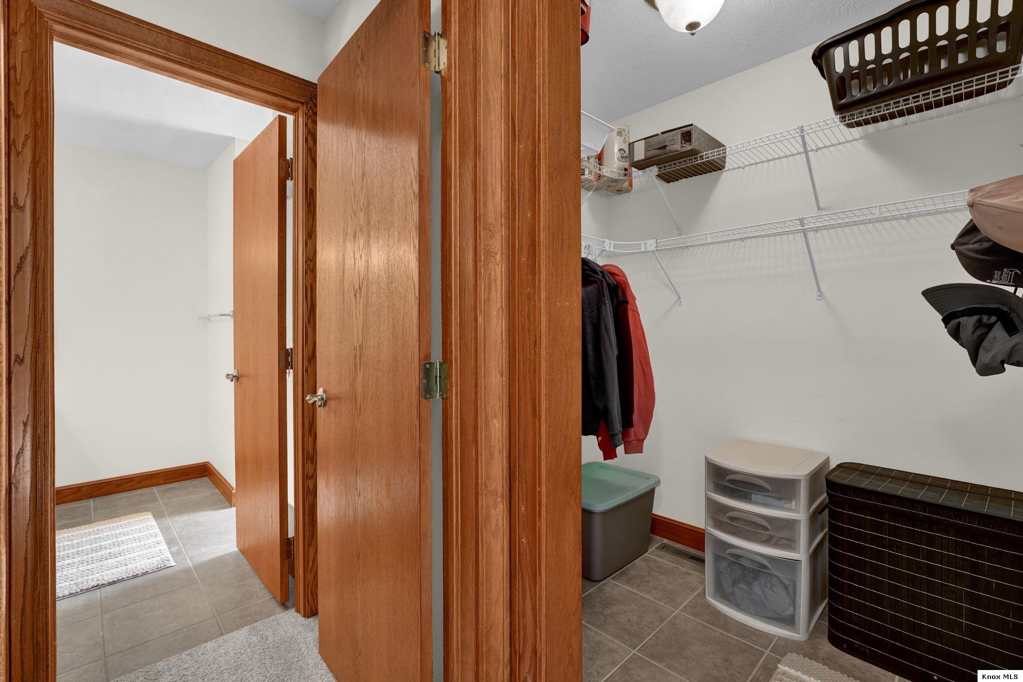 748 King Beach Drive Property Photo 20