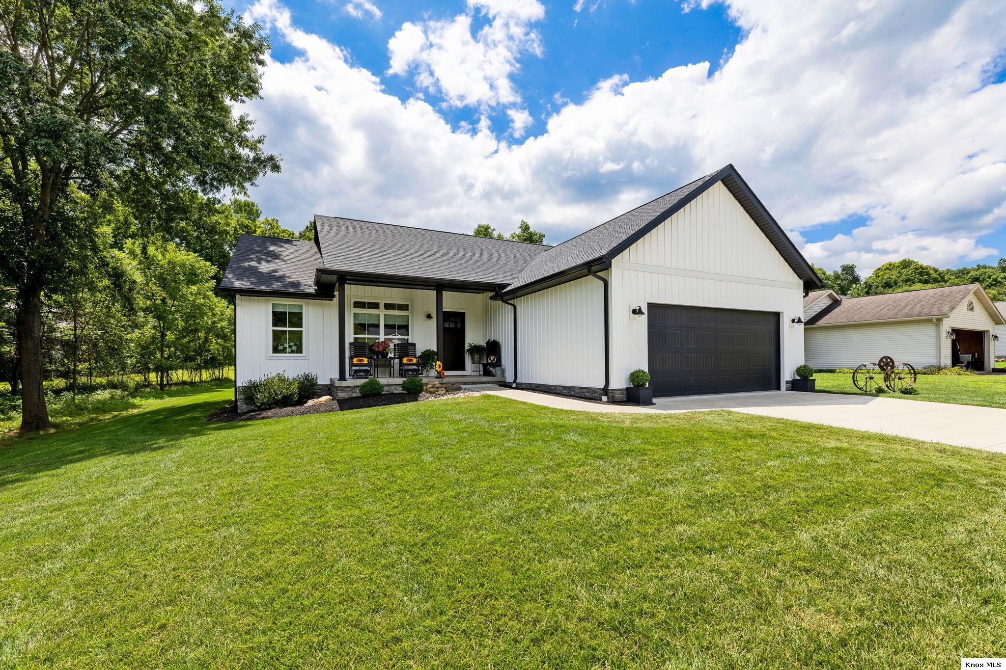 2776 Apple Valley Drive Property Photo 37