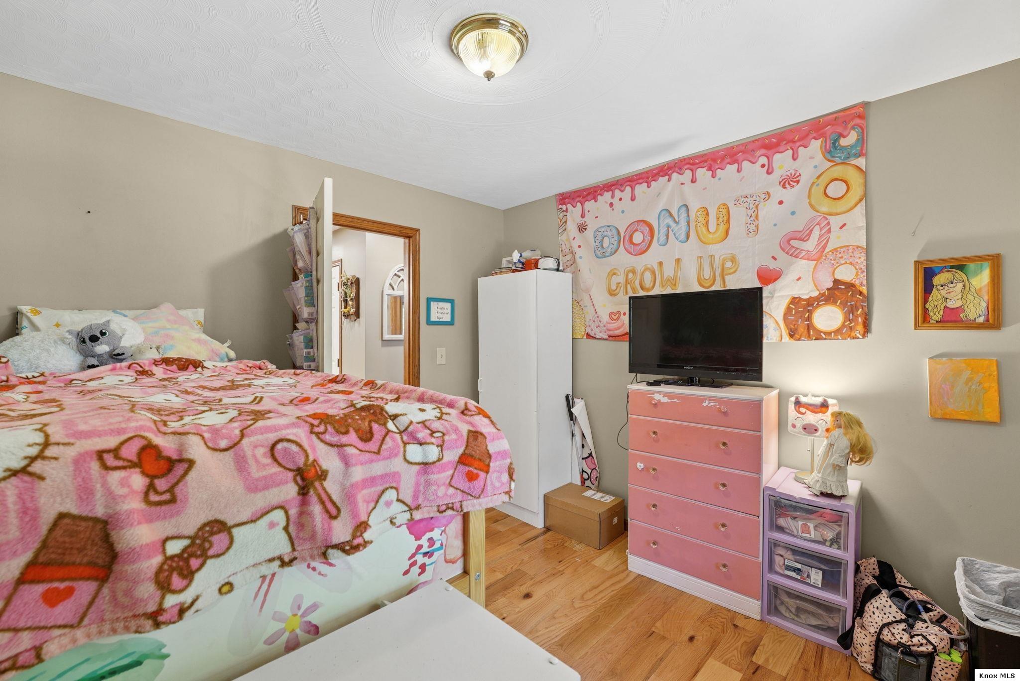 324 Pine Street Property Photo 14