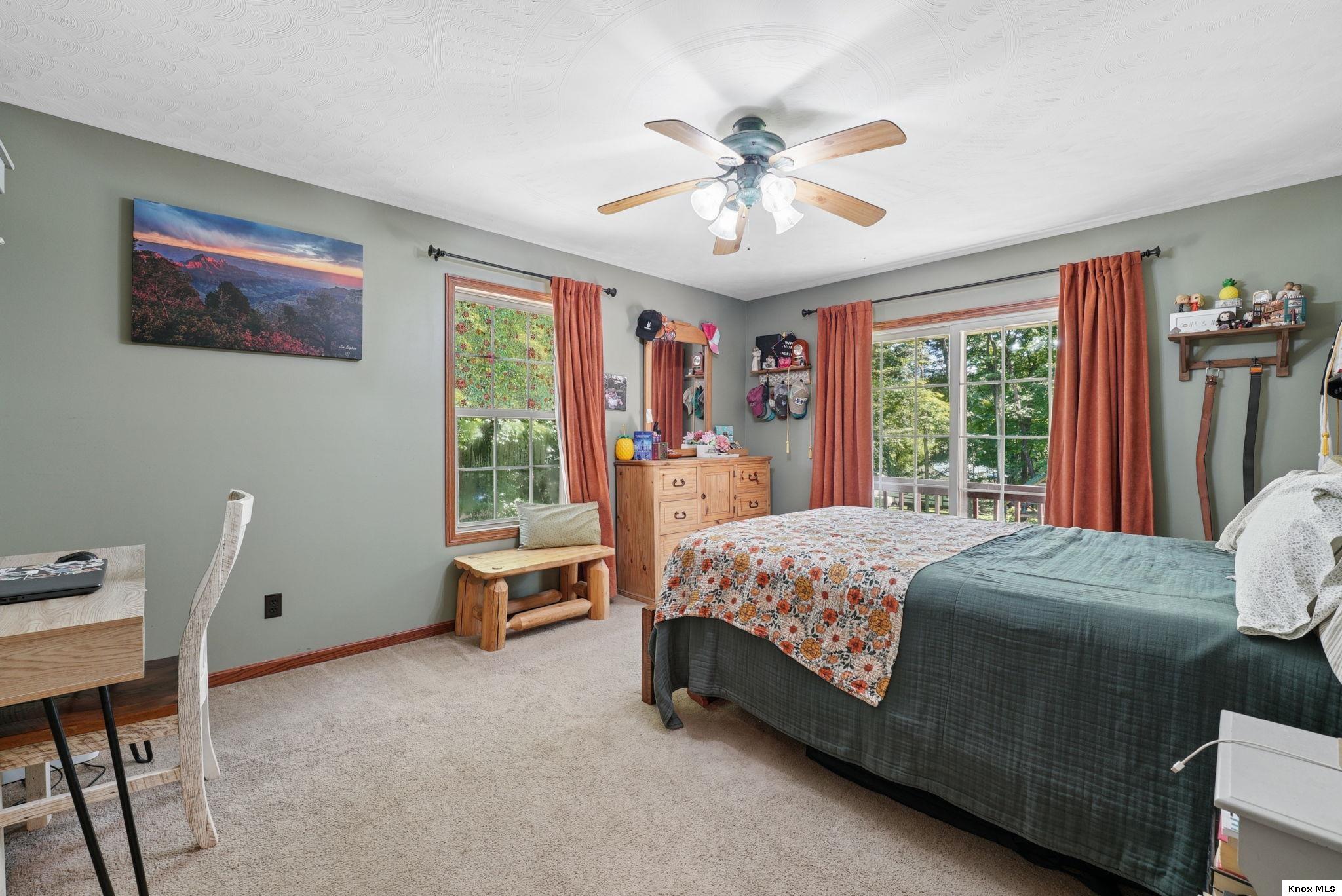 324 Pine Street Property Photo 15