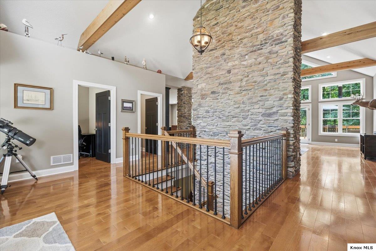3315 Apple Valley Dr Property Photo 4